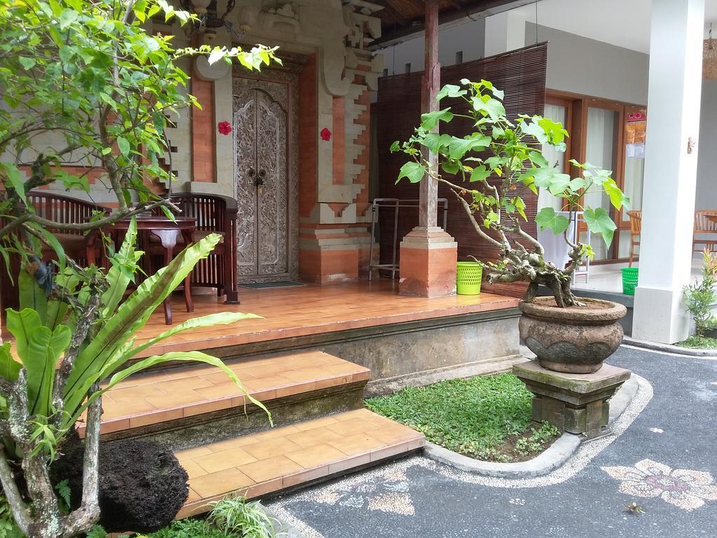 Mandia Guest house