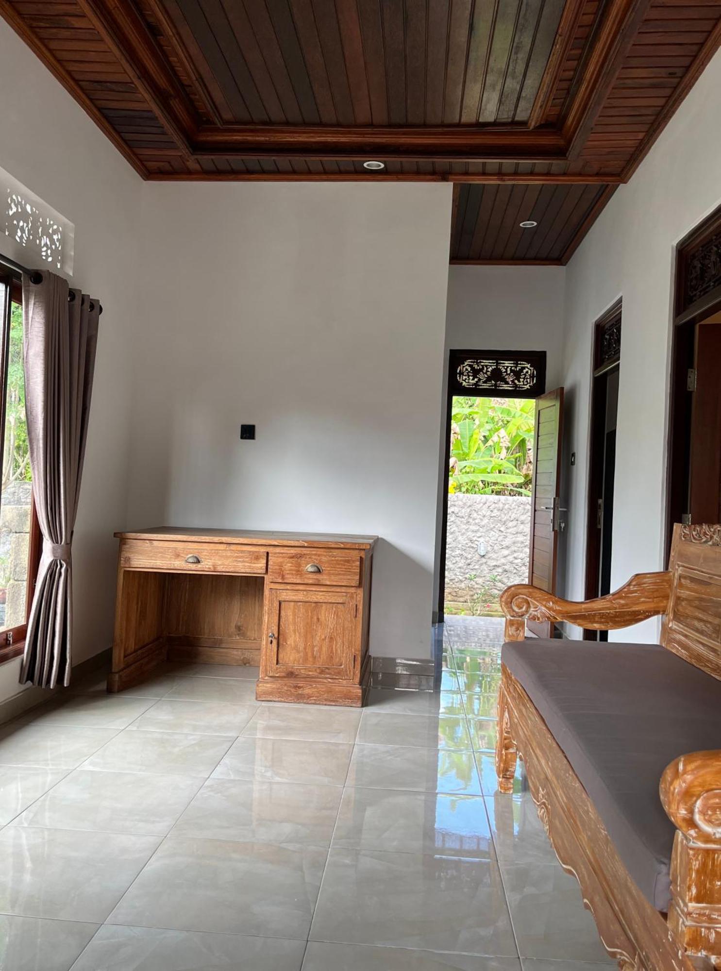 Karma Luwih House