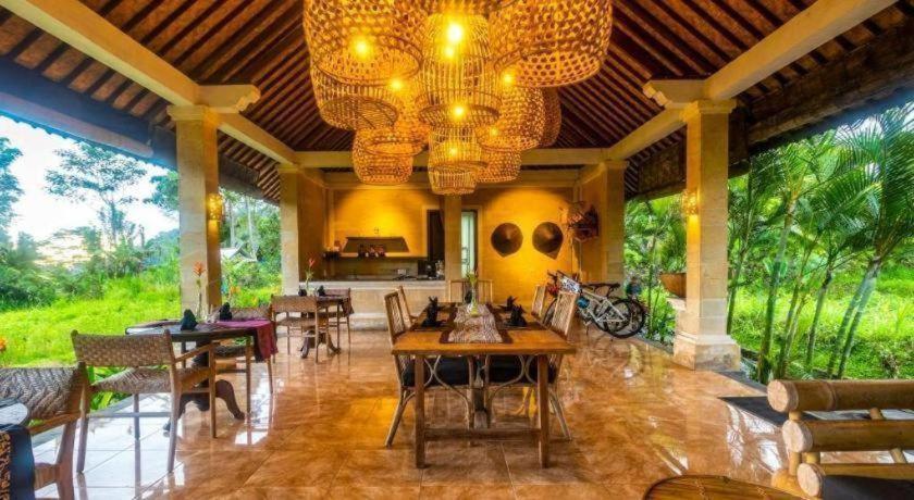 Pelangi Sidemen Hotel 4*