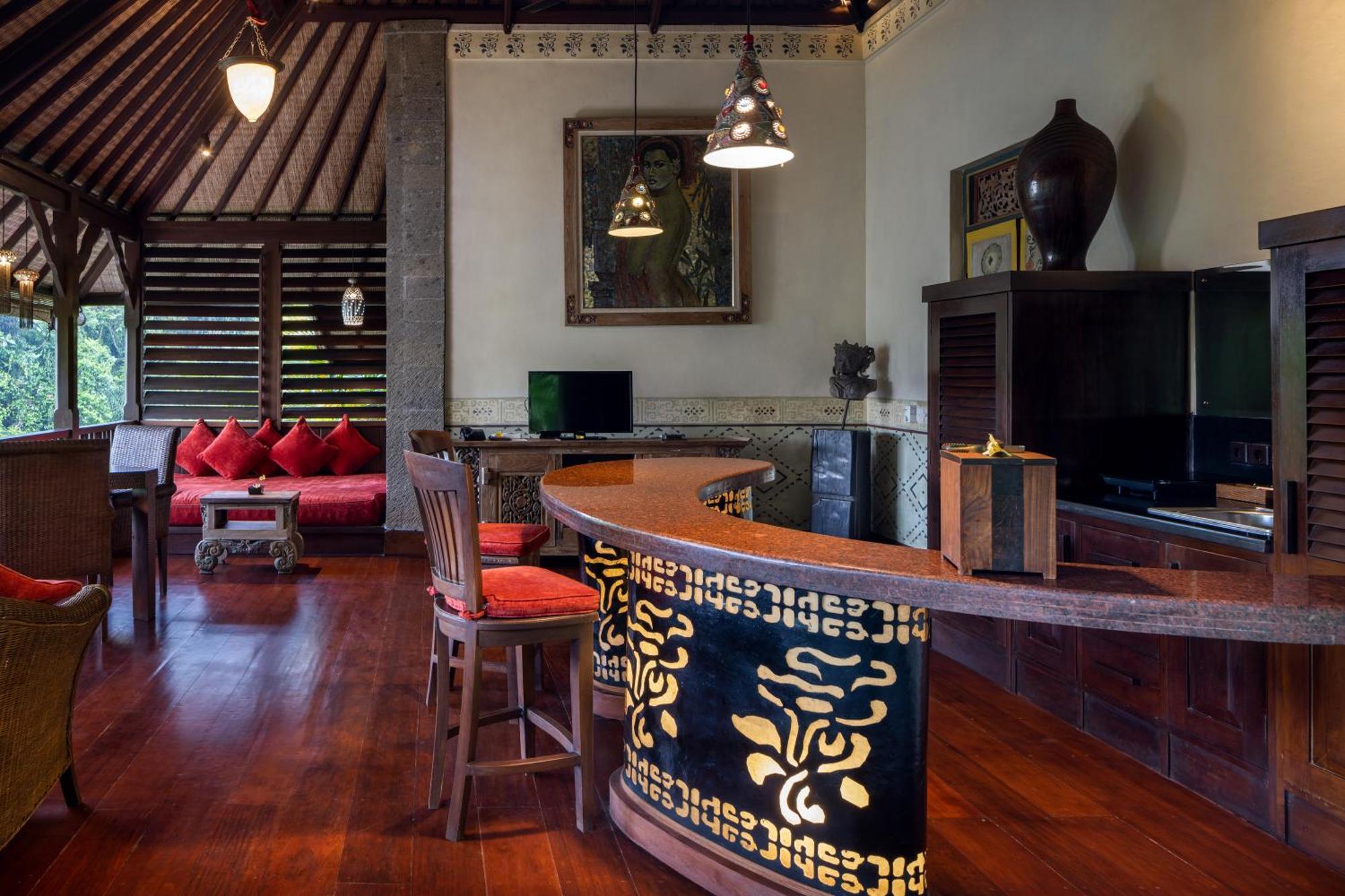 Villa Bidadari Private & Retreat
