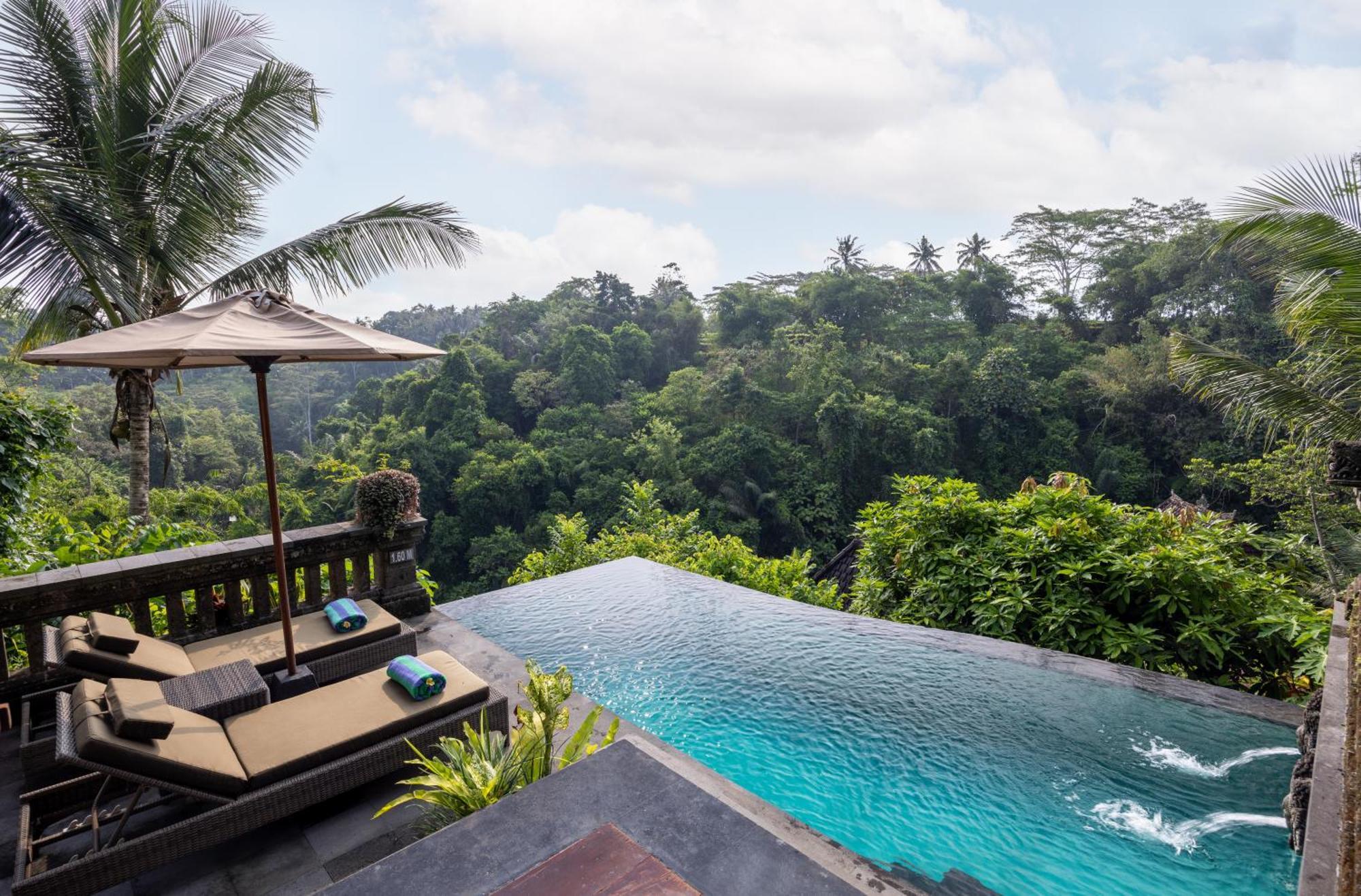 Villa Bidadari Private & Retreat *