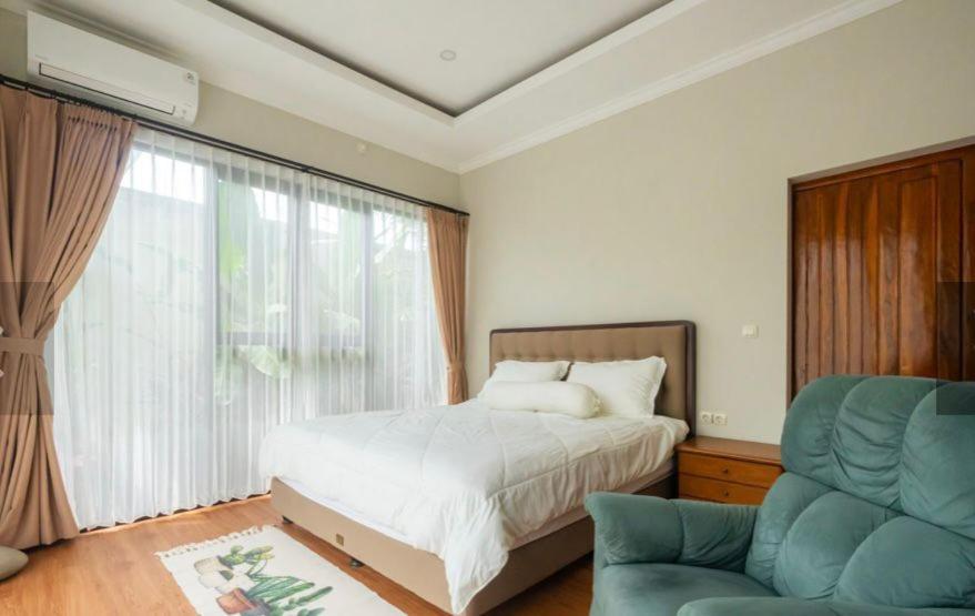 Puri Kembang Ayu 3*
