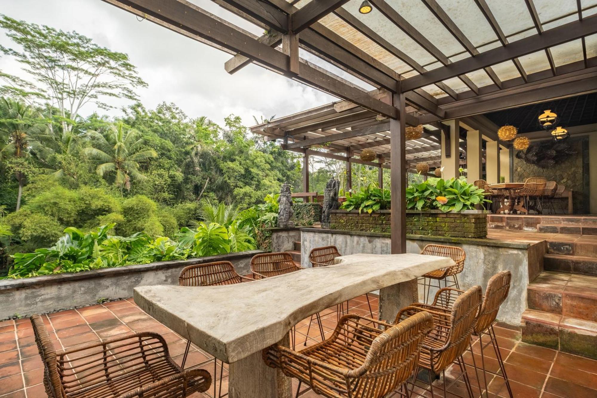 Semana Residences By Cove 4*