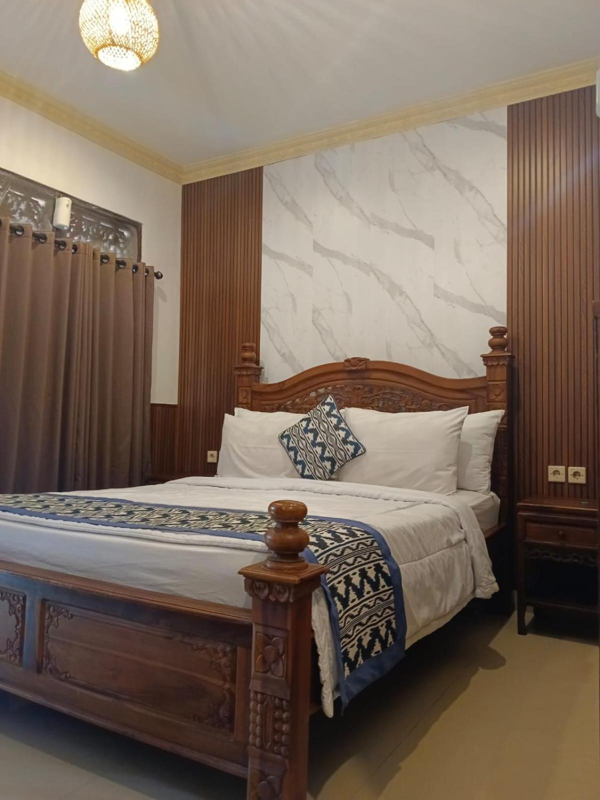 Karma House Homestay *