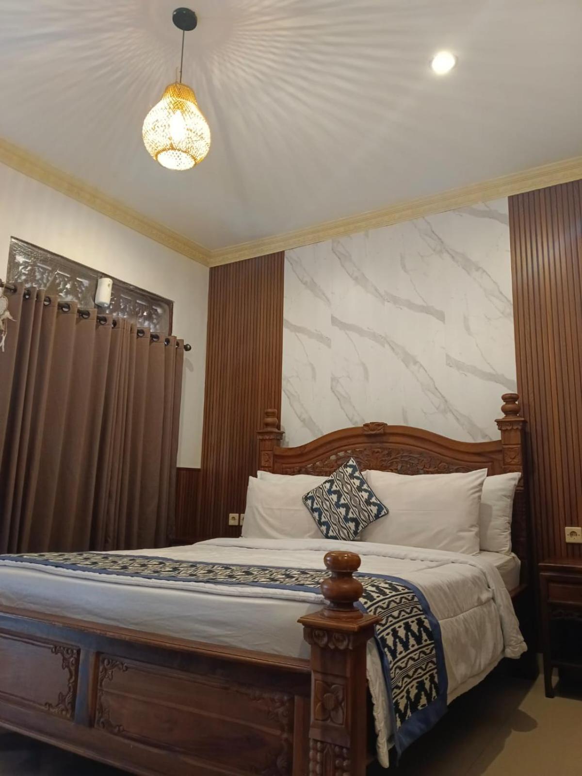Homestay Karma House *