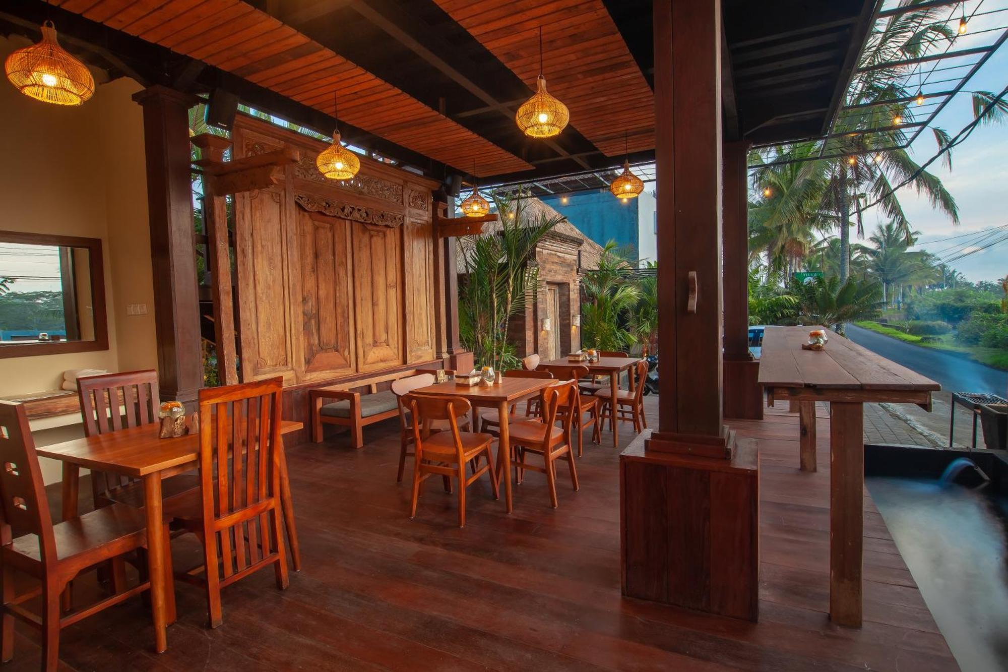 D'kamala By Prasi Hotel 3*