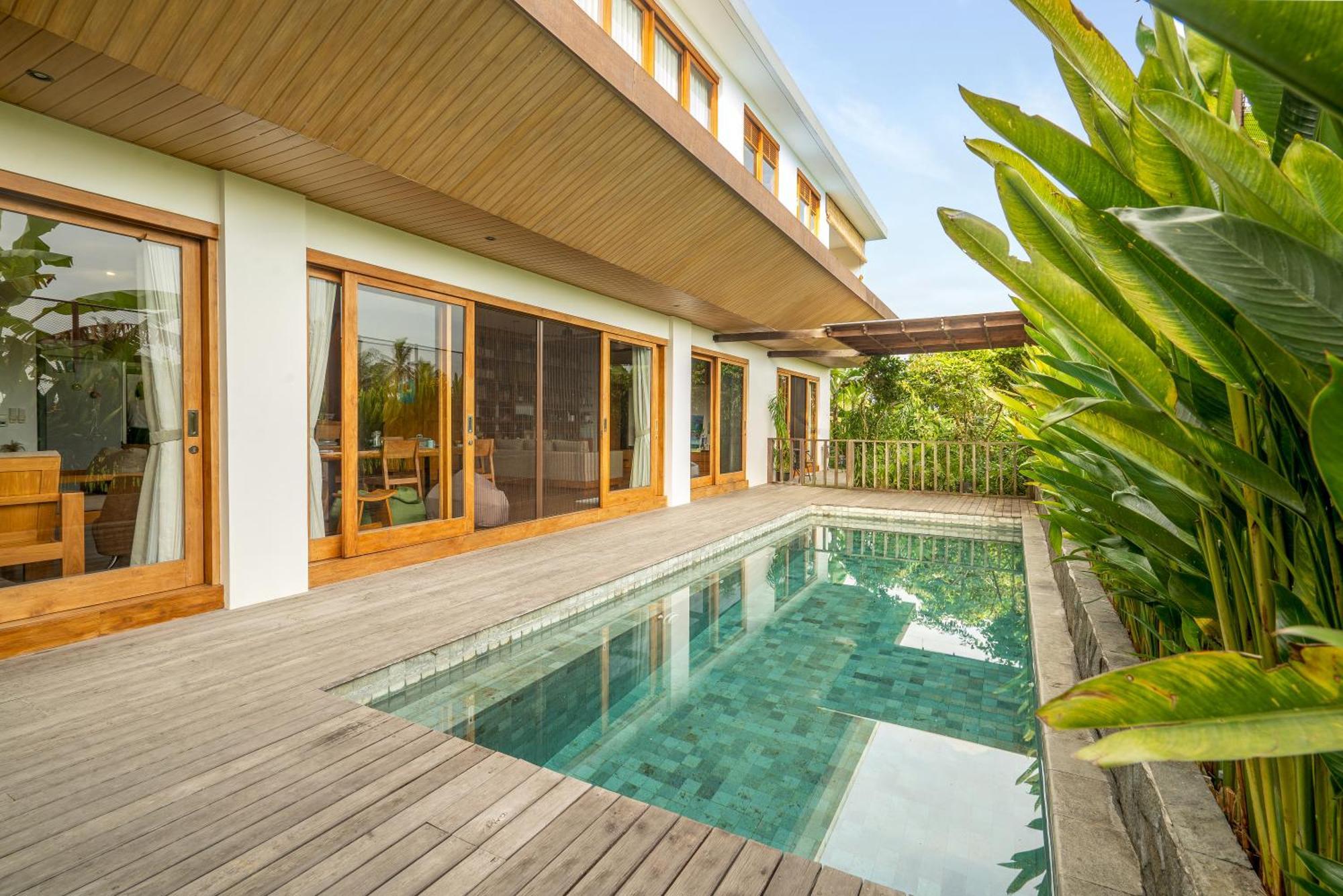 The Vinaya Boutique 3*