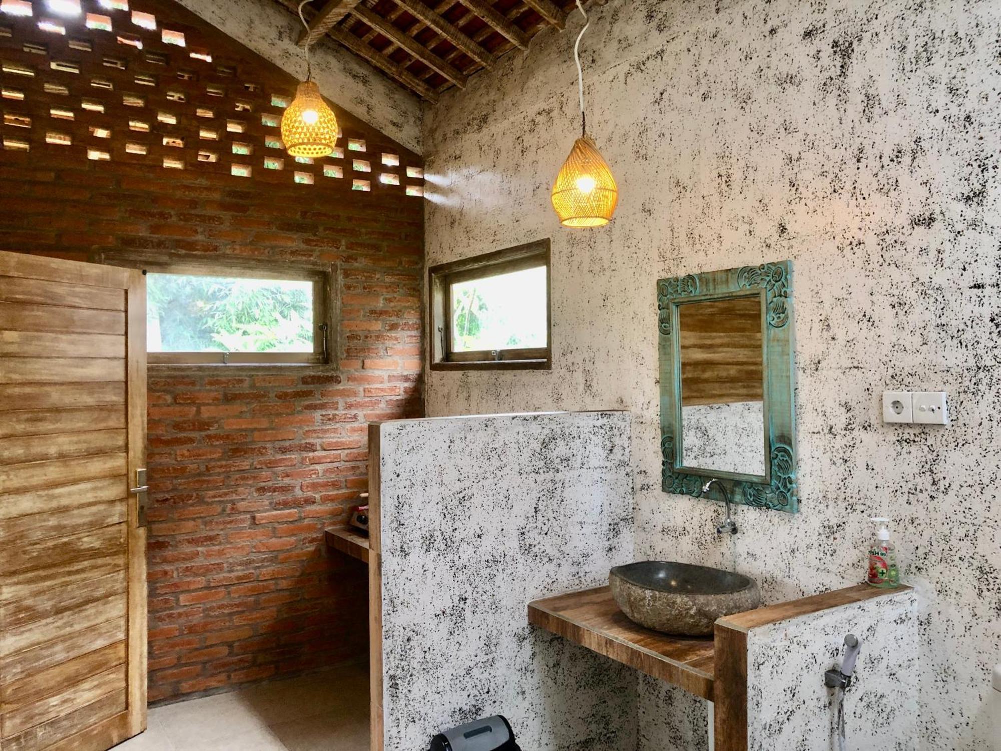 D'nanda Bed & Breakfast 2*