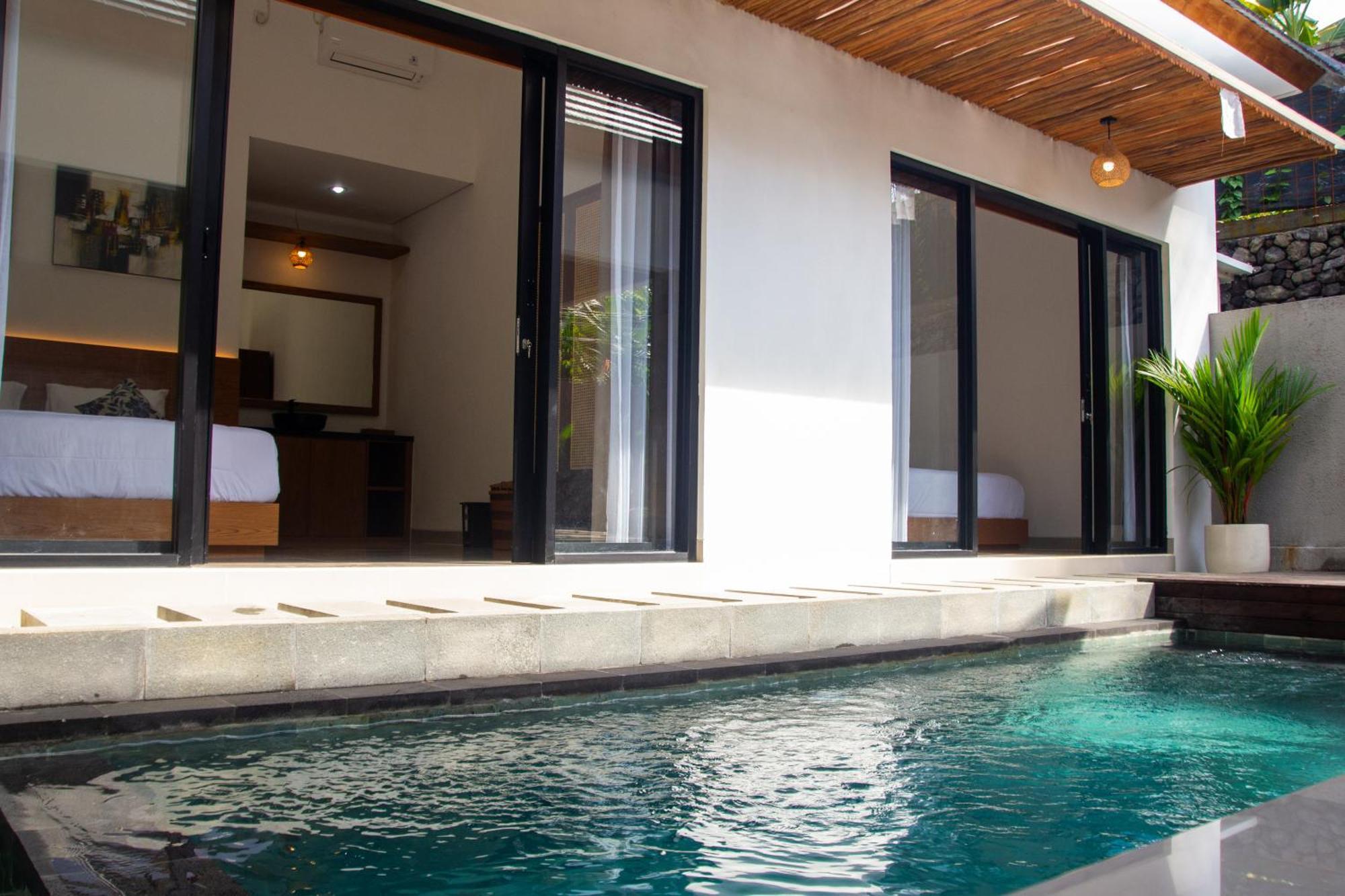 Varila Resort *