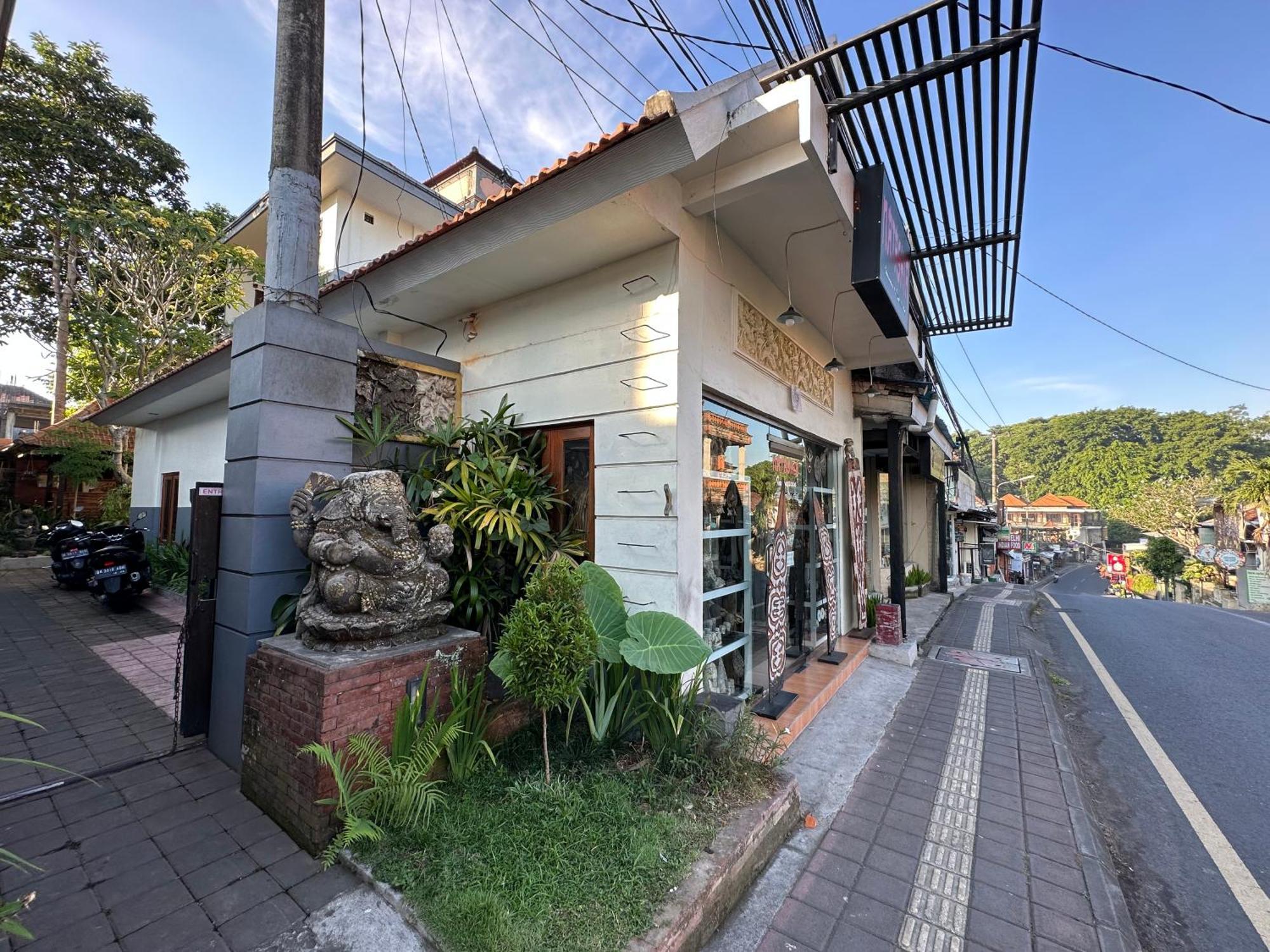 Hotel Brata