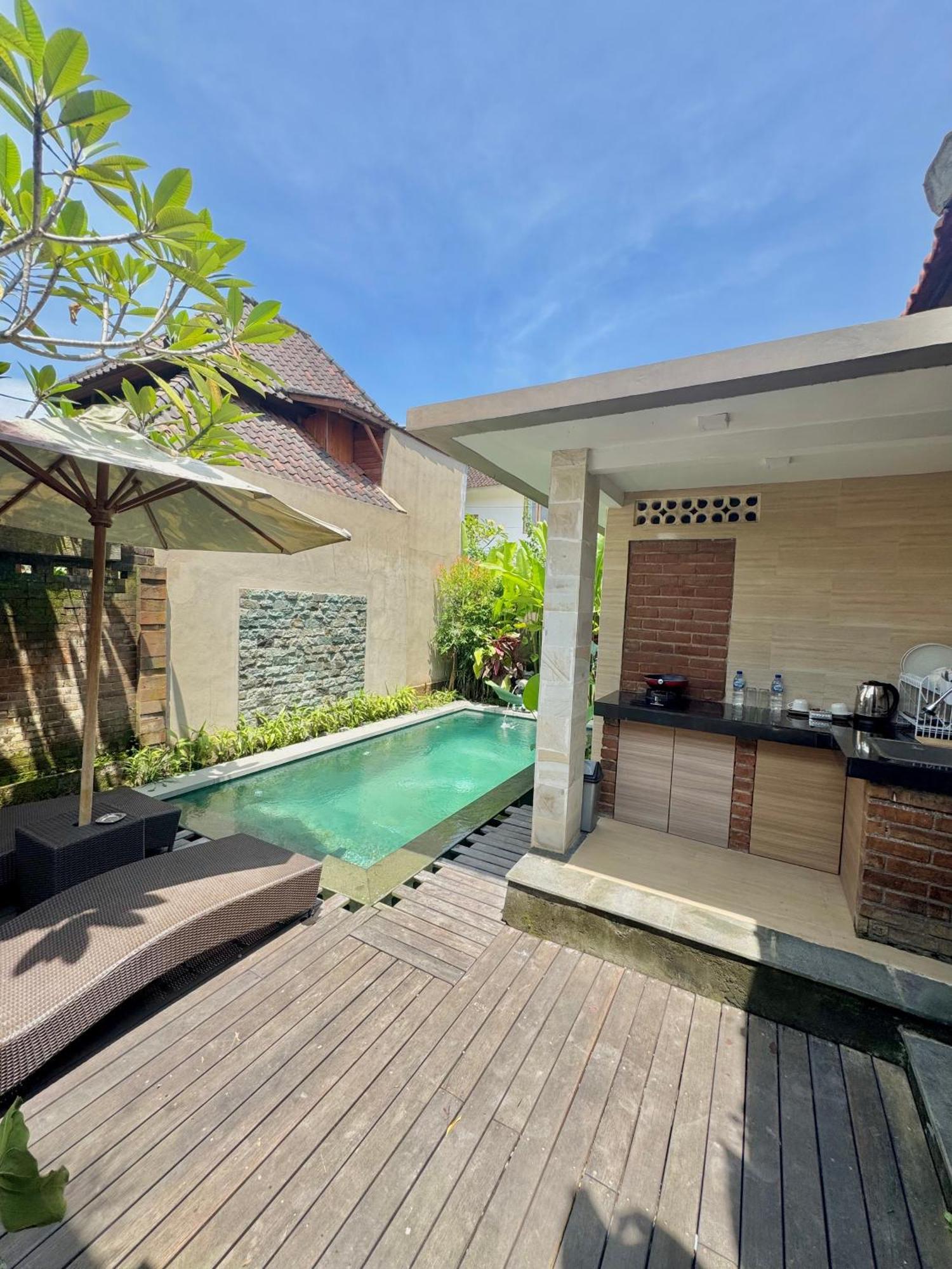 Hotel Sridewi