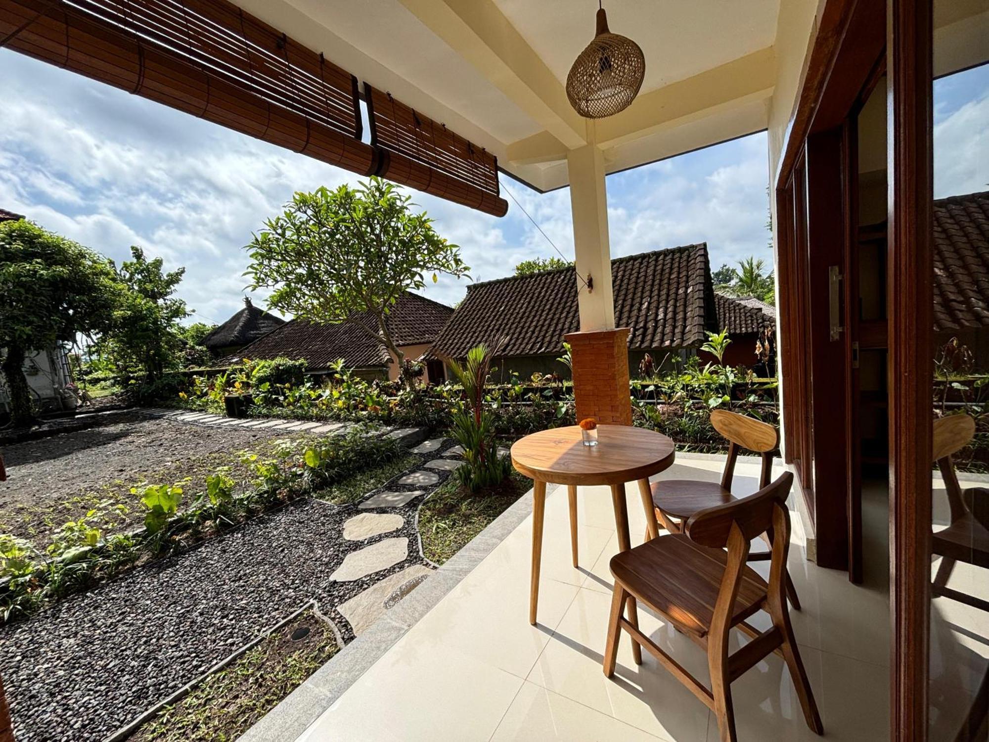 Sky Homestay *