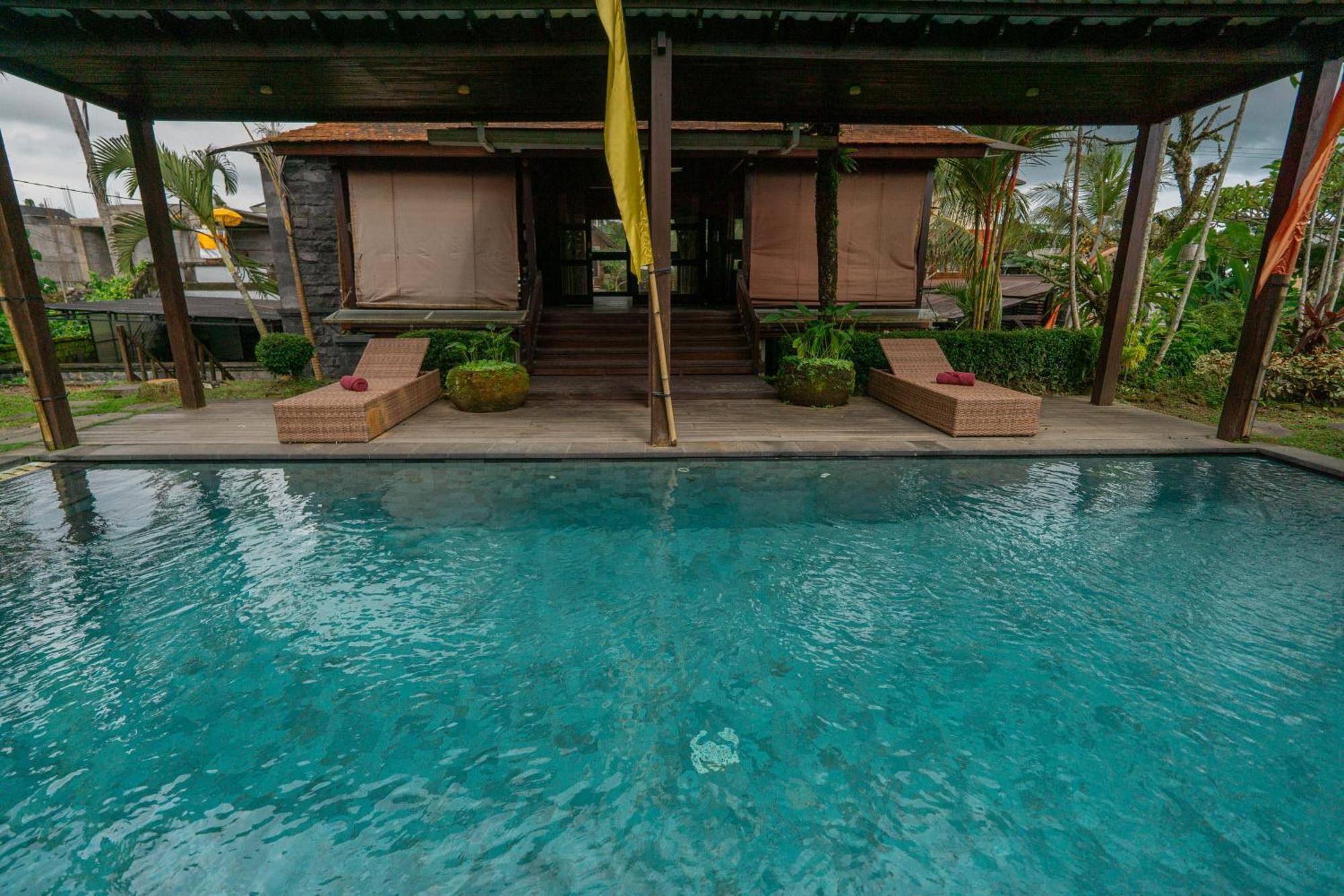 Pemulan House By Bali Guest house