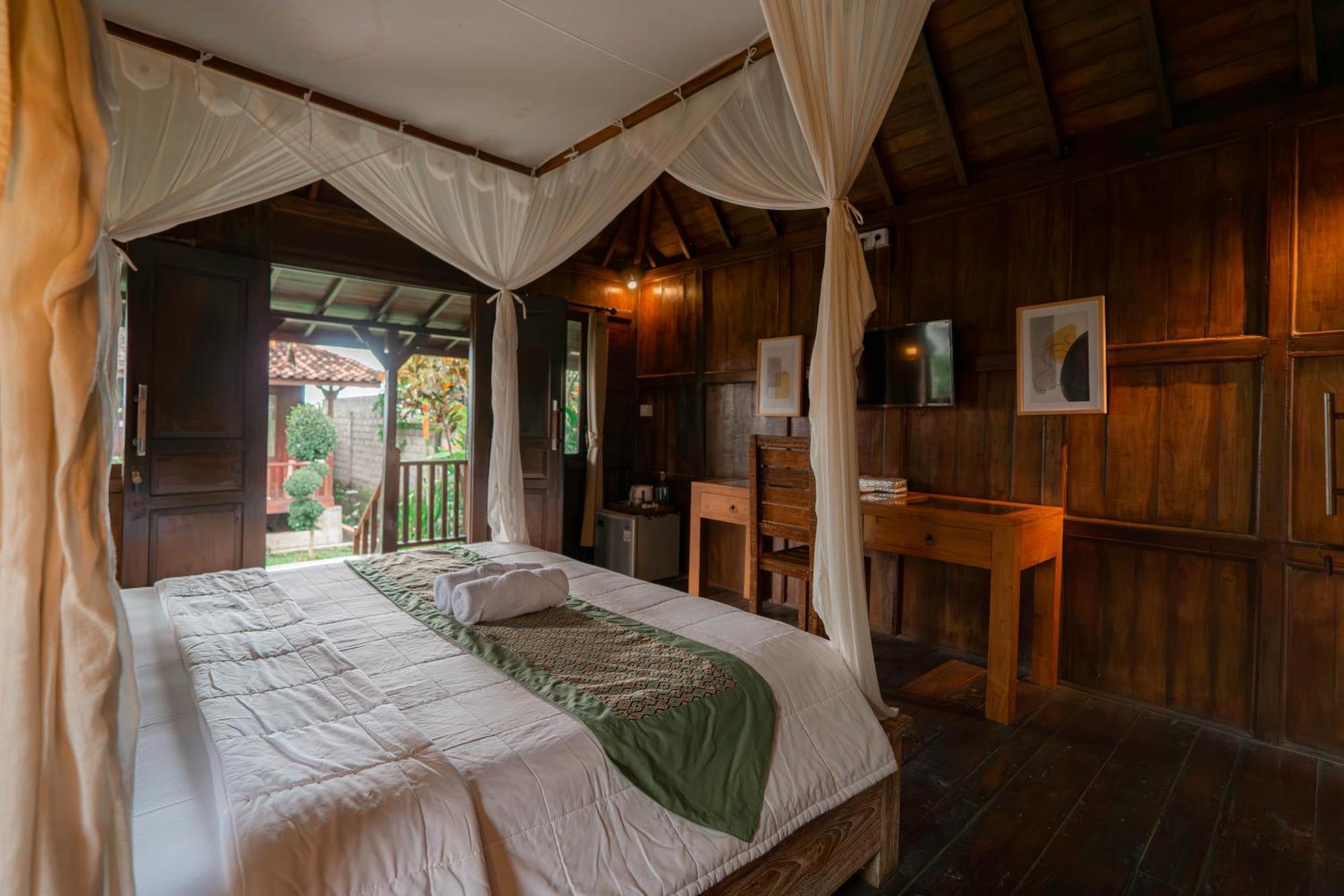 Pemulan House By Bali Guest house