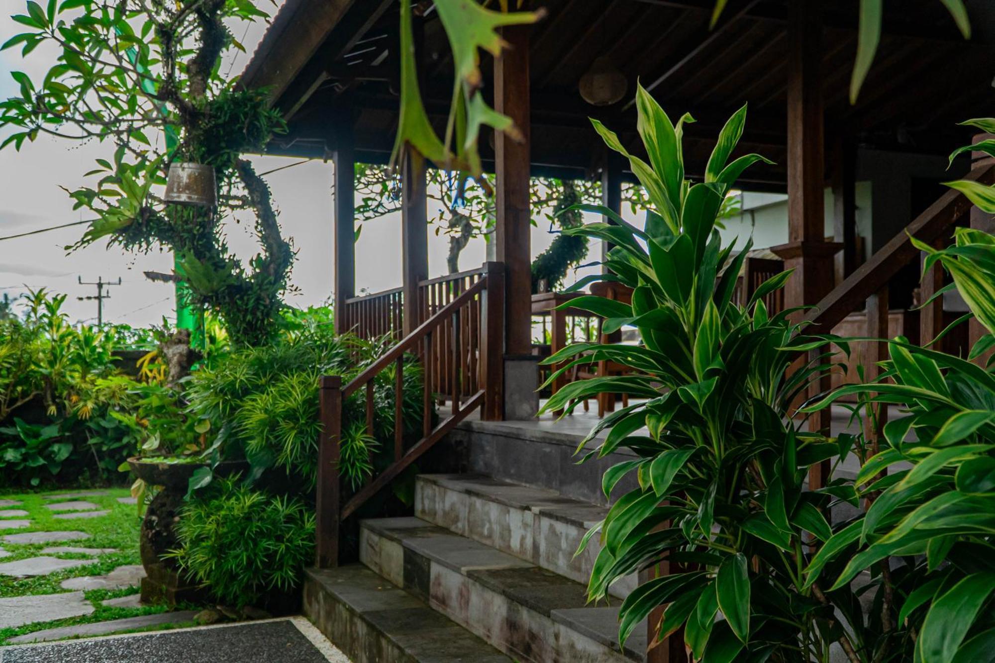 Pemulan House By Bali Guest house *