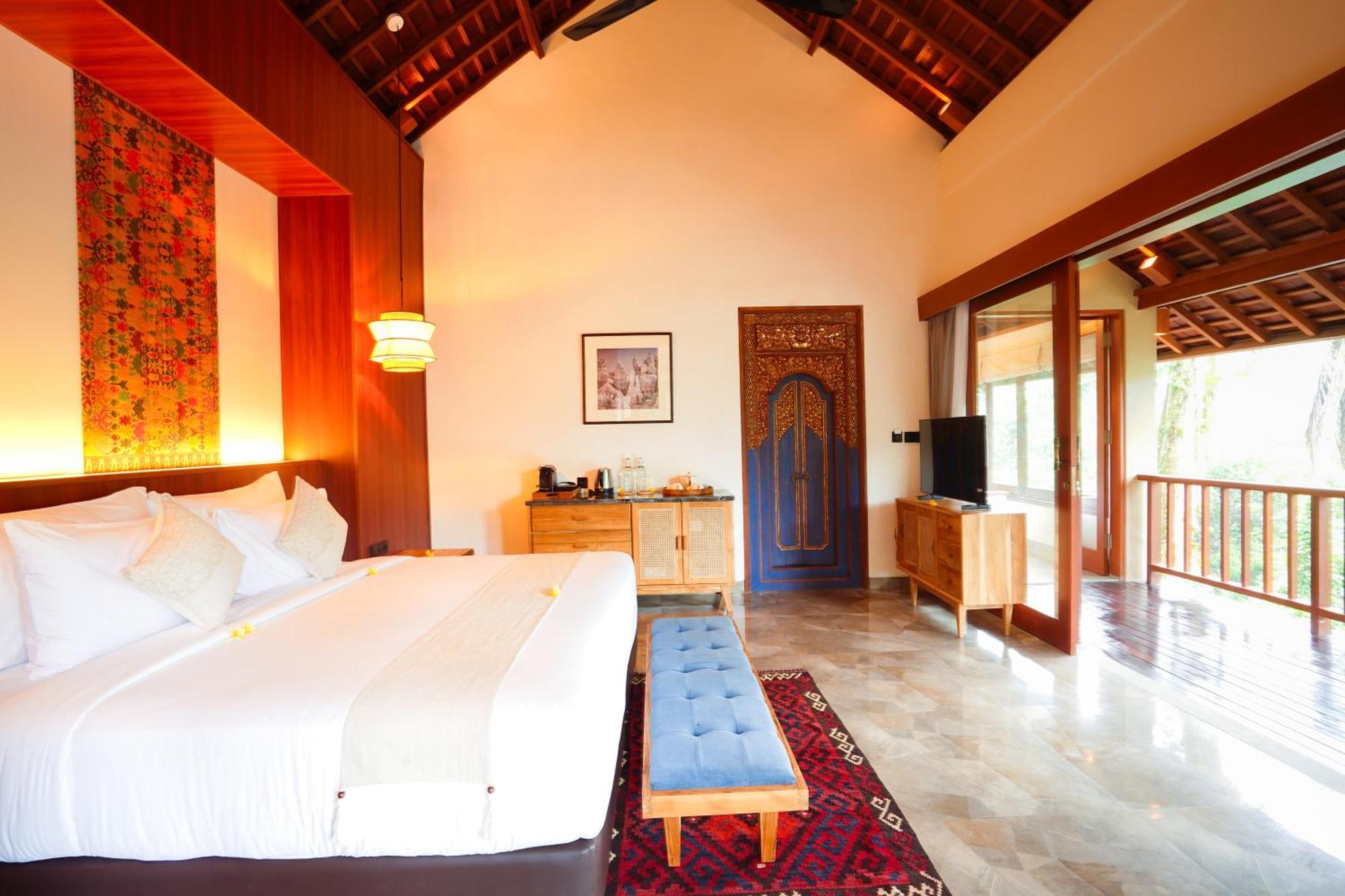 The Allure Hotel