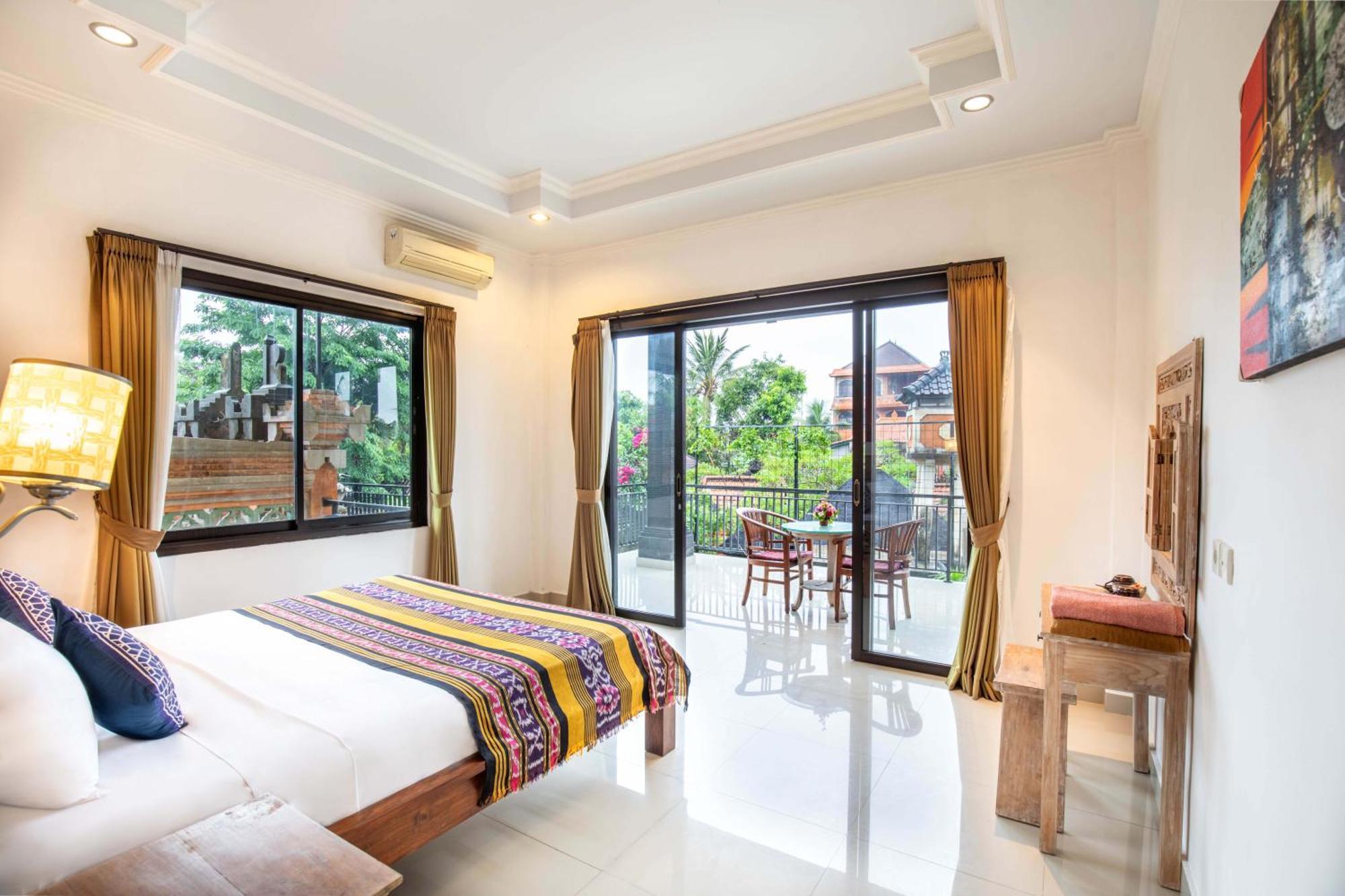 Warji House 1 Centre Guest house