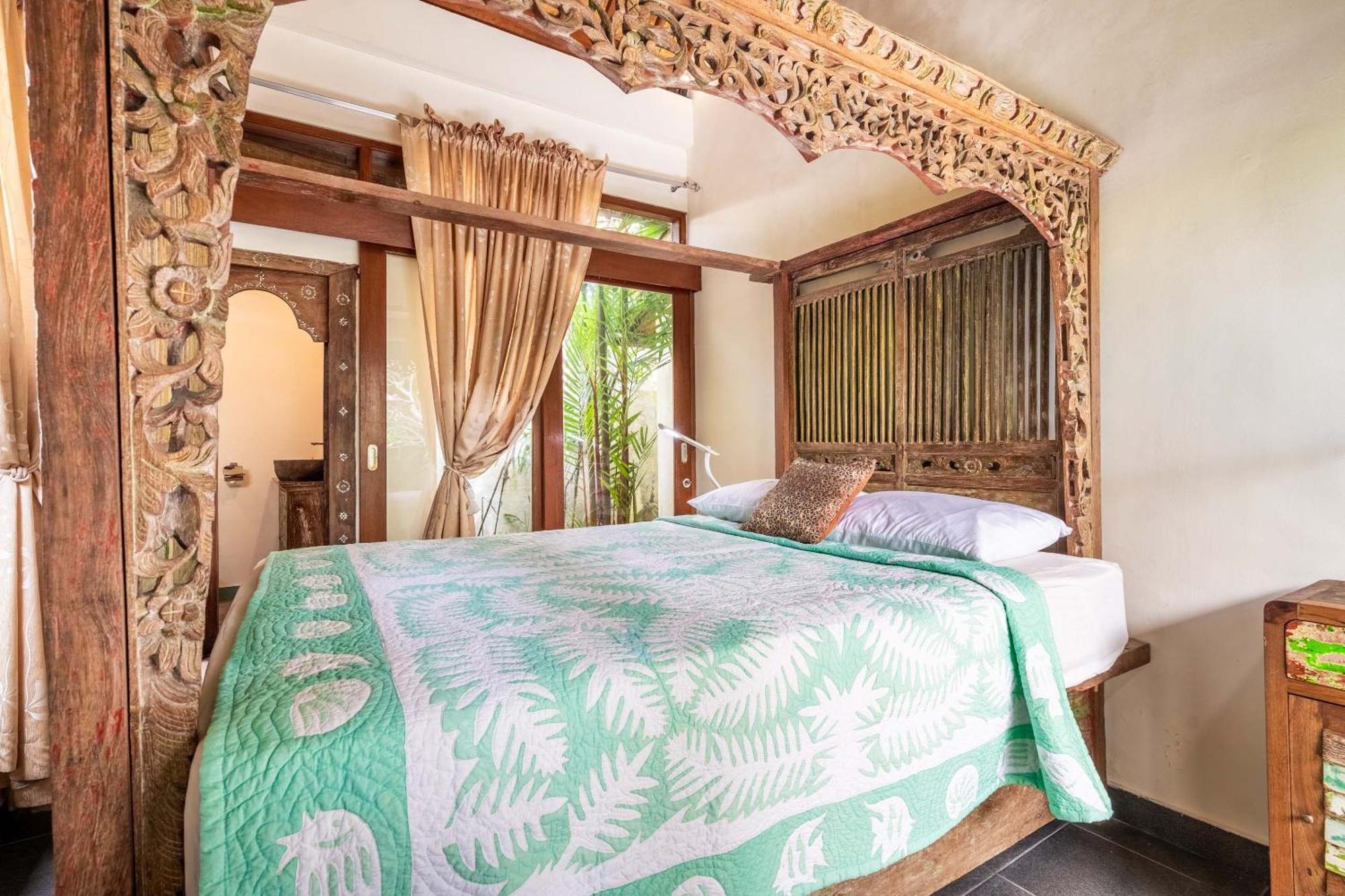 Villa Mangga *