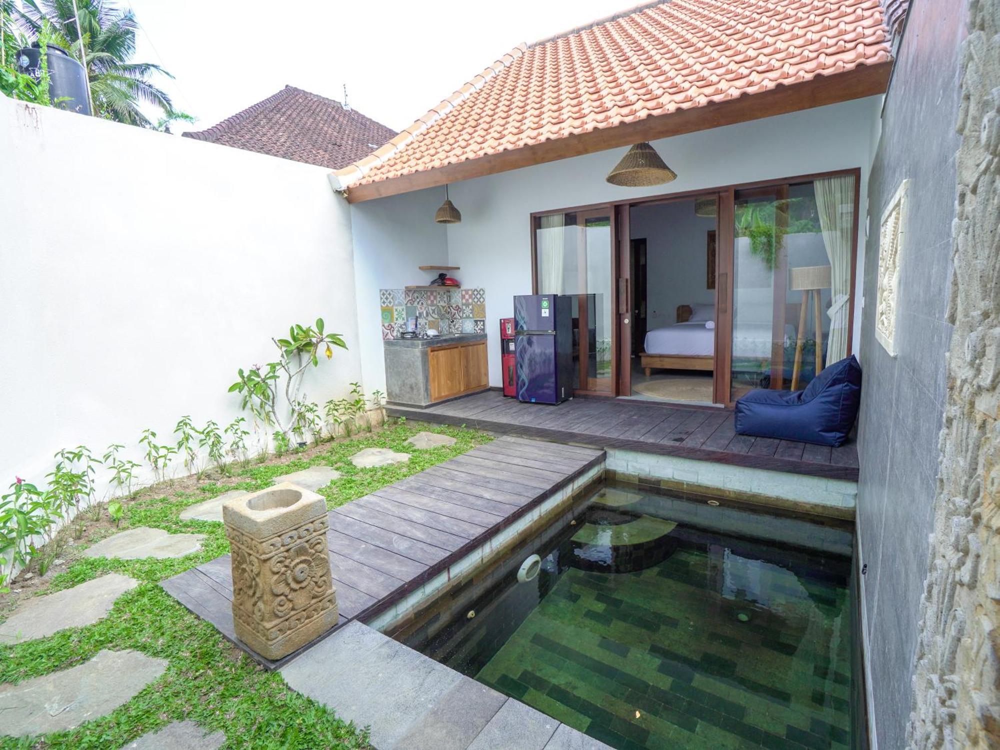 Y.conut Villa *