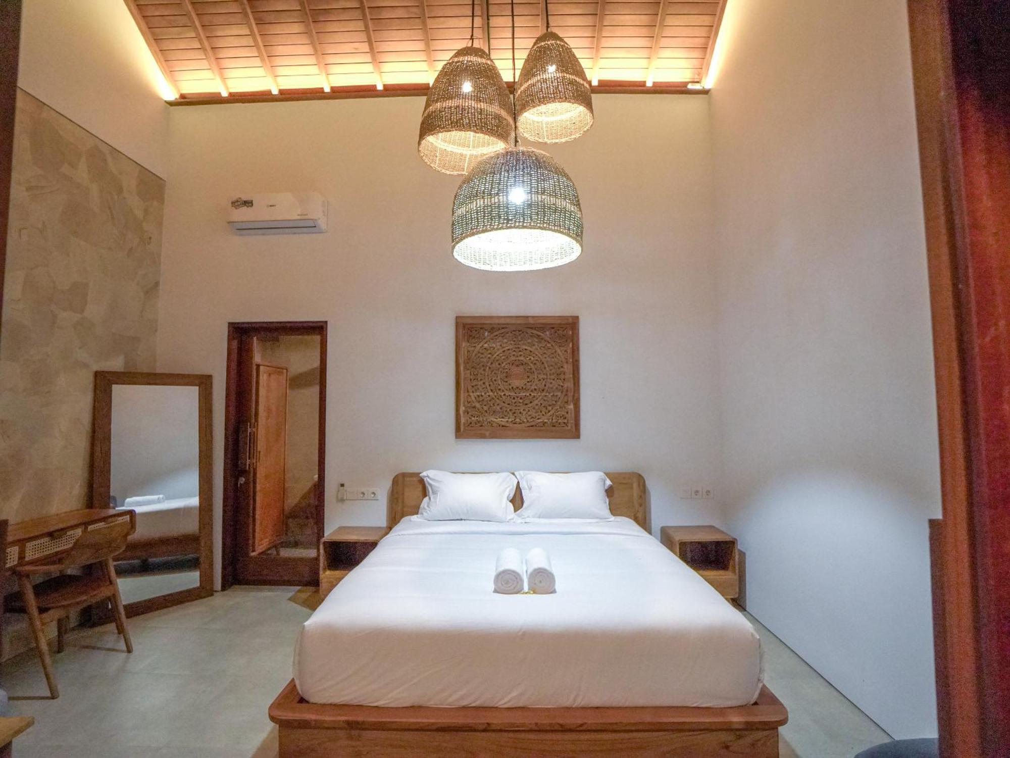 Y.conut Villa *
