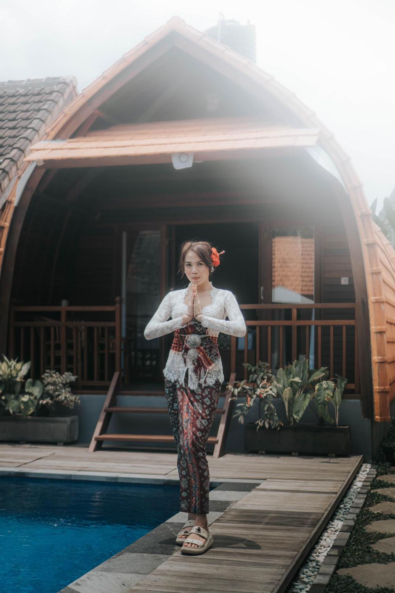 Guest house Sayong Wooden House *