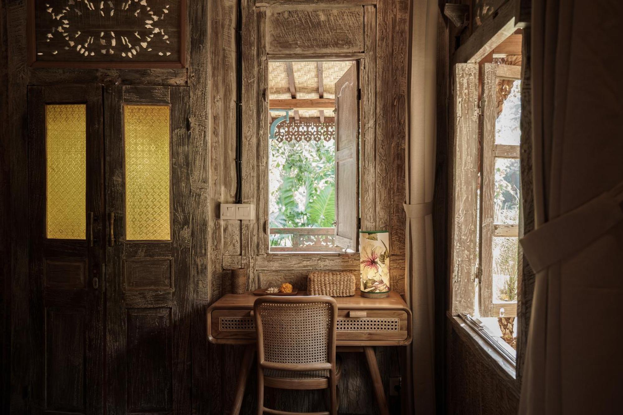 Tropical Traditional Indonesian Wooden - Beji Mas,