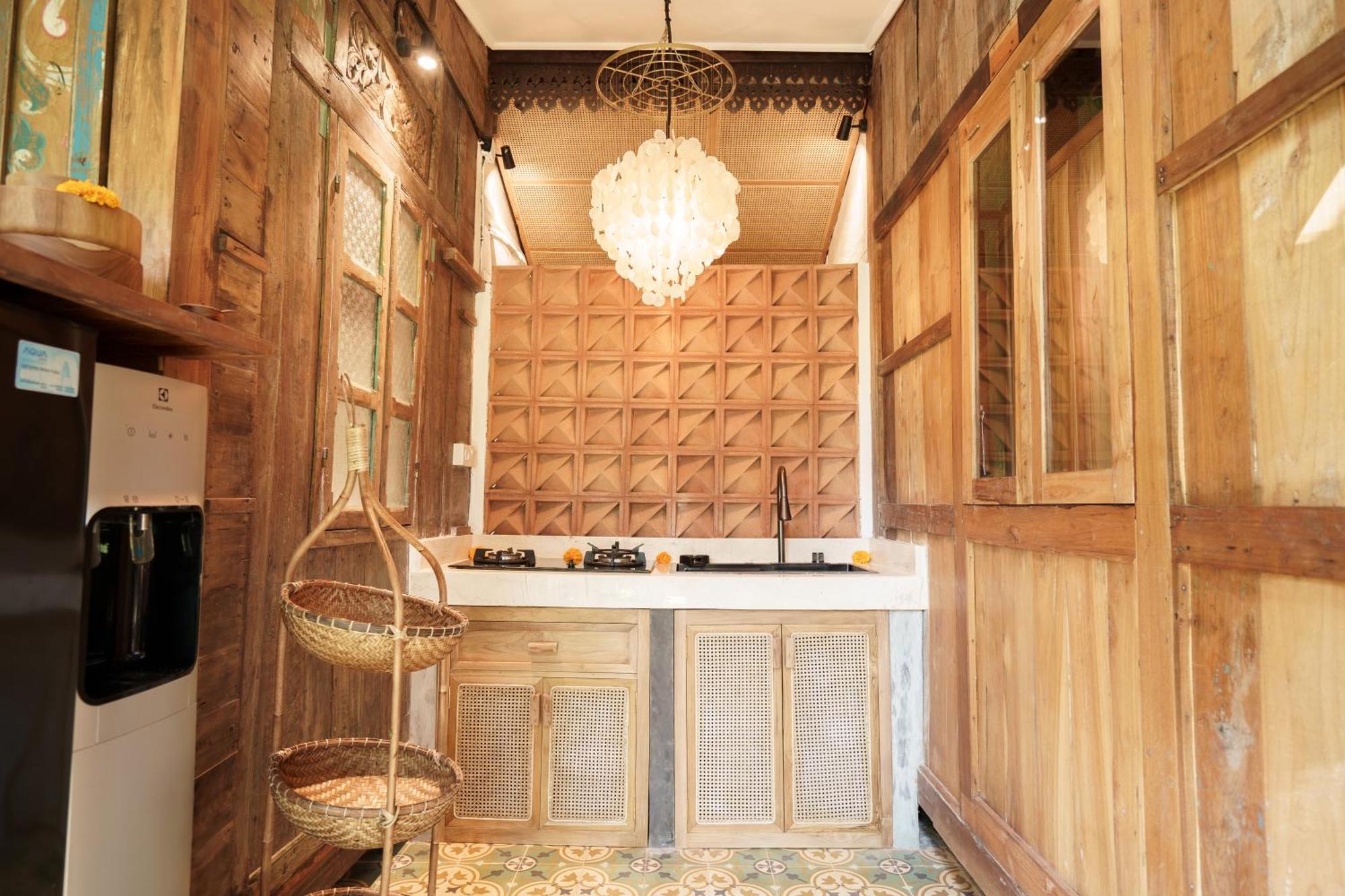 Tropical Traditional Indonesian Wooden - Beji Mas, Chalet Ubud (Bali)