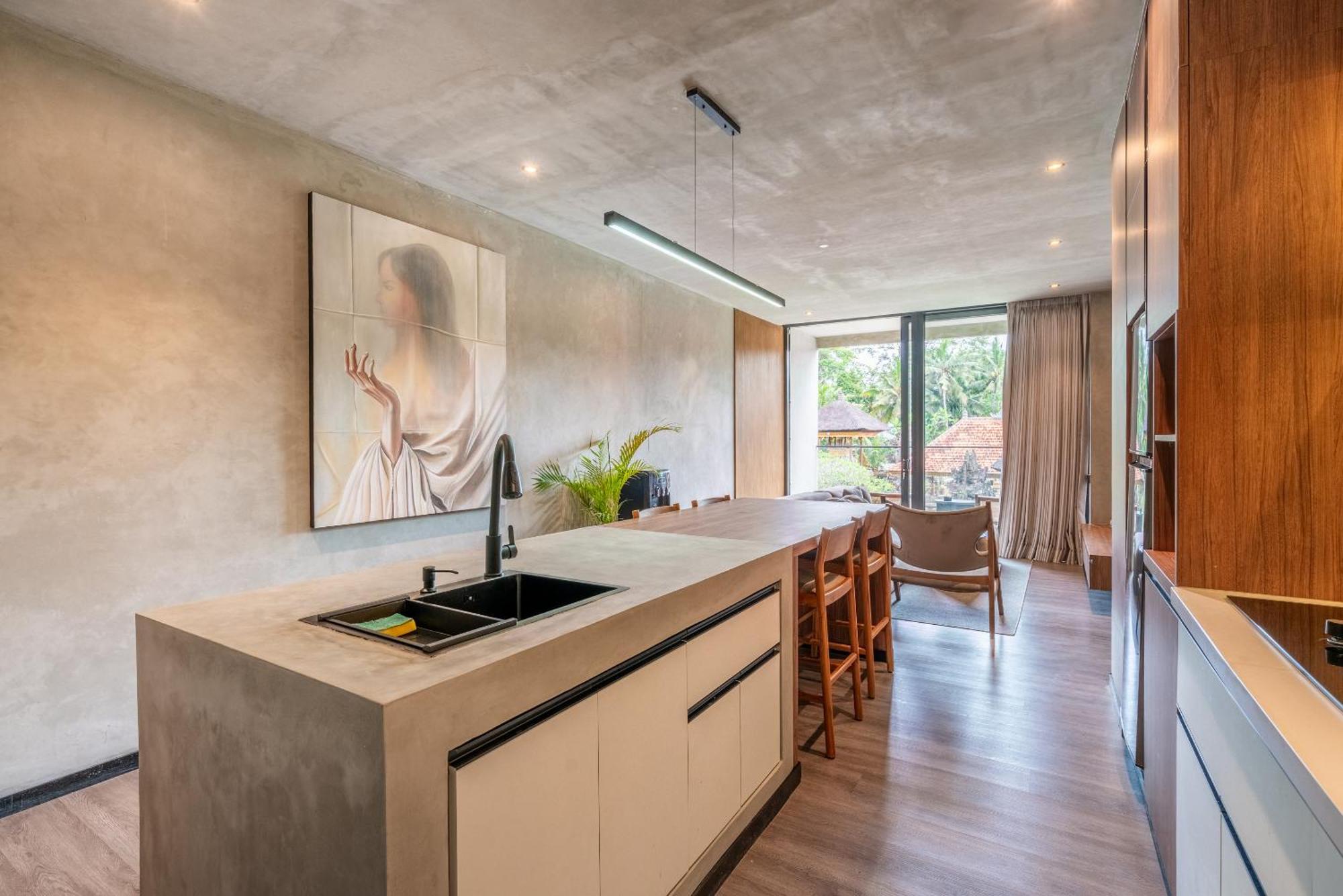 Work, And Unwind! Jungle Vista By Bcg Apartment