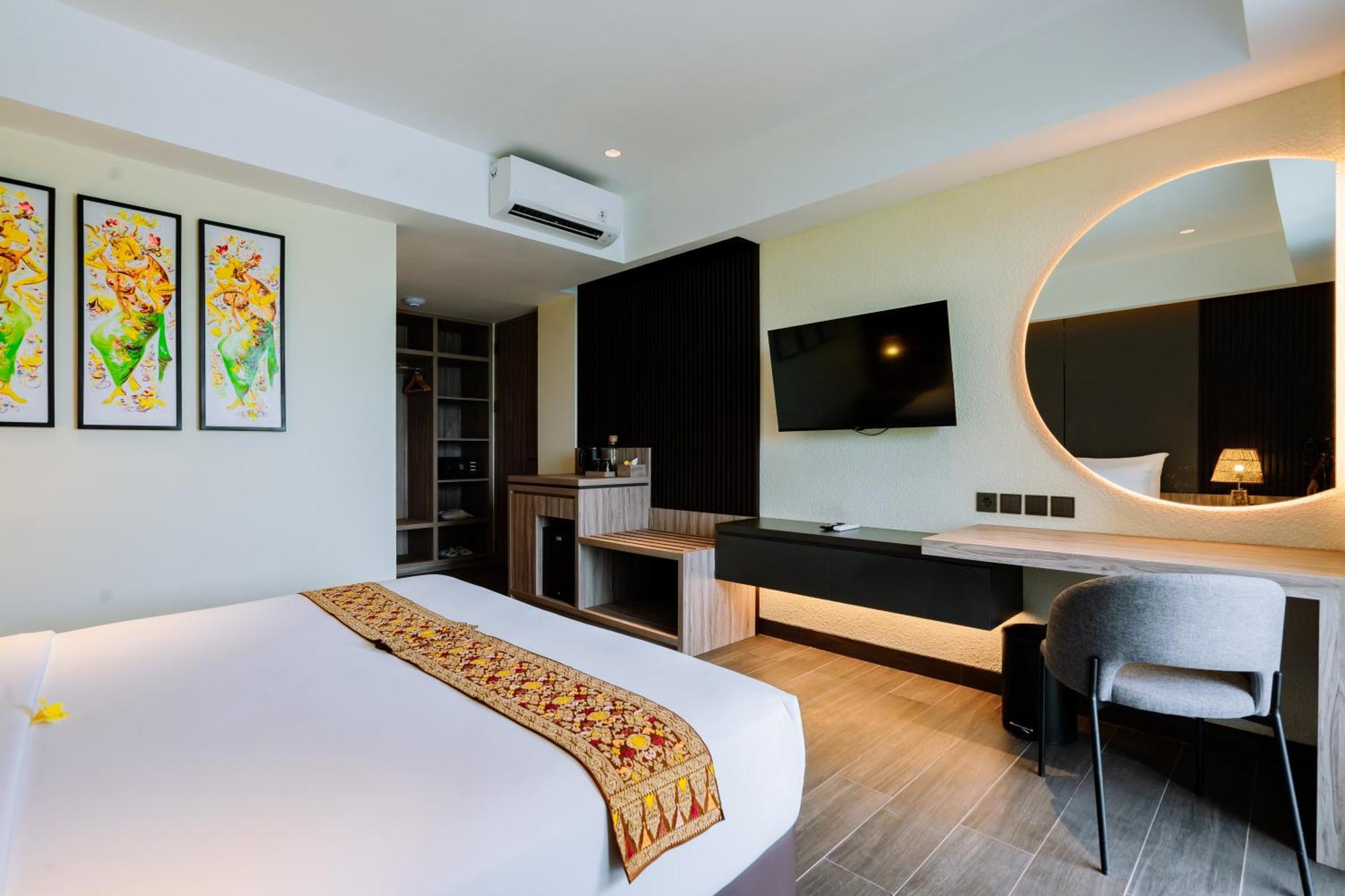Big Dragon Hotel