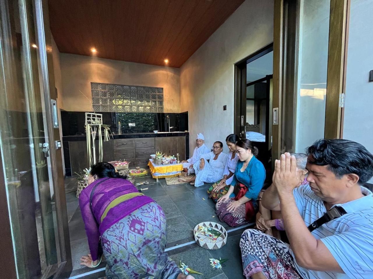 Badra House *