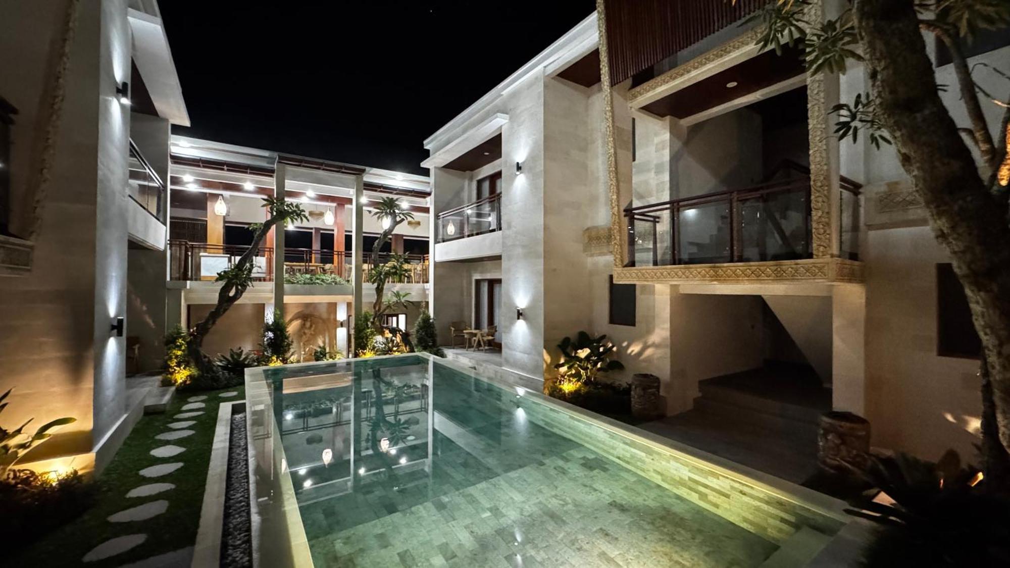 Hotel Saraswati 3*