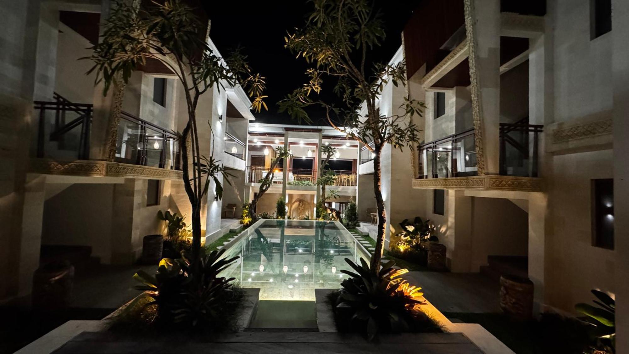 Saraswati Hotel