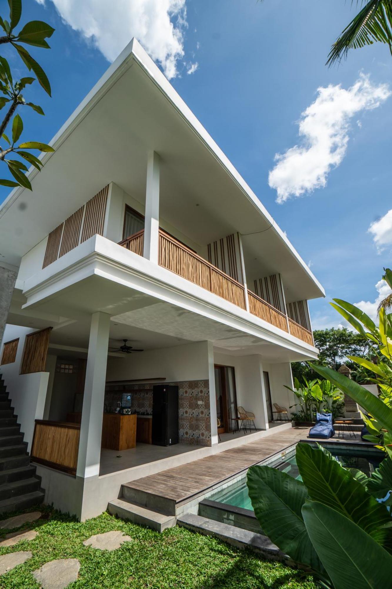 Kemari Lodge *