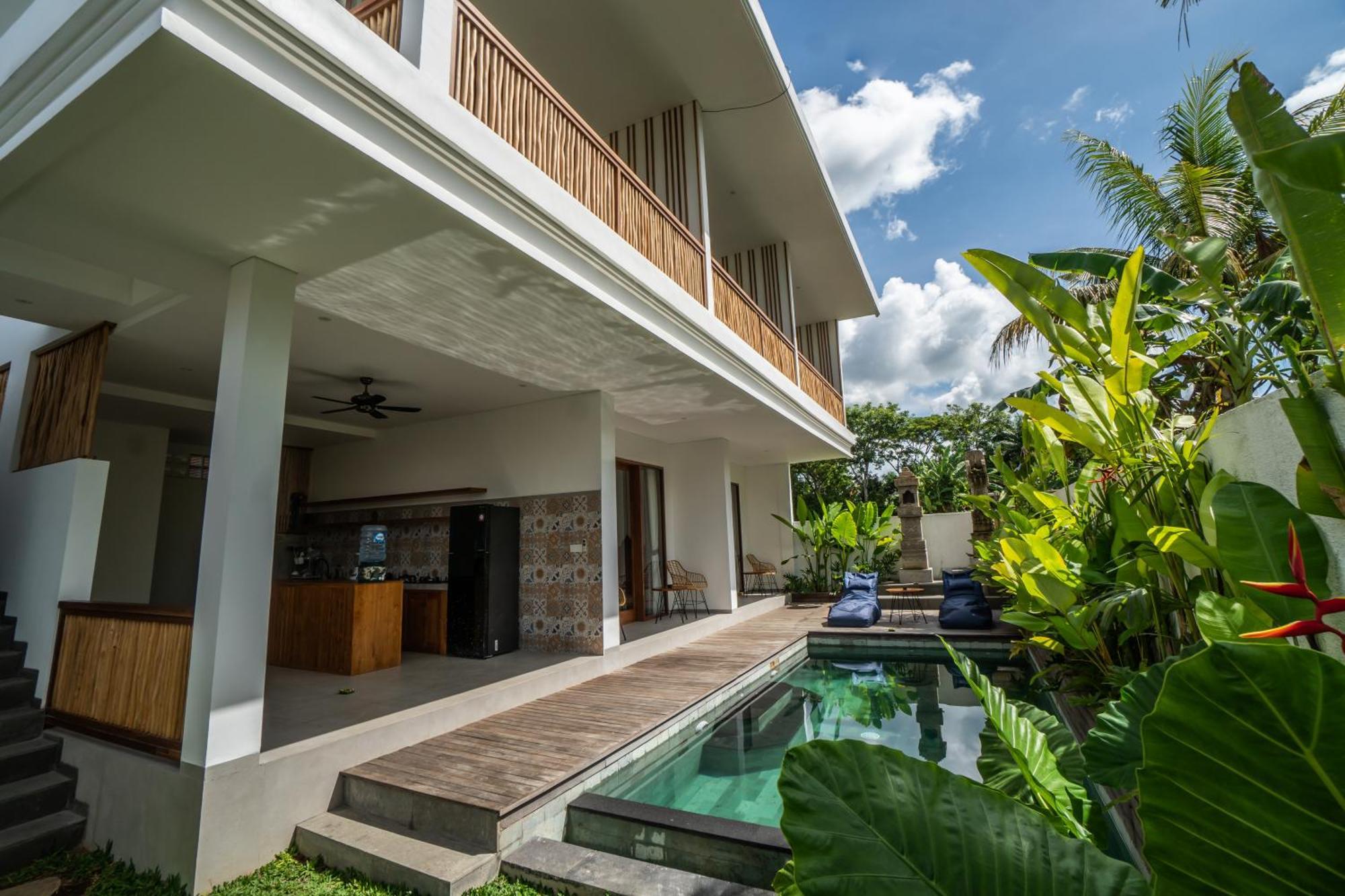 Kemari Lodge *