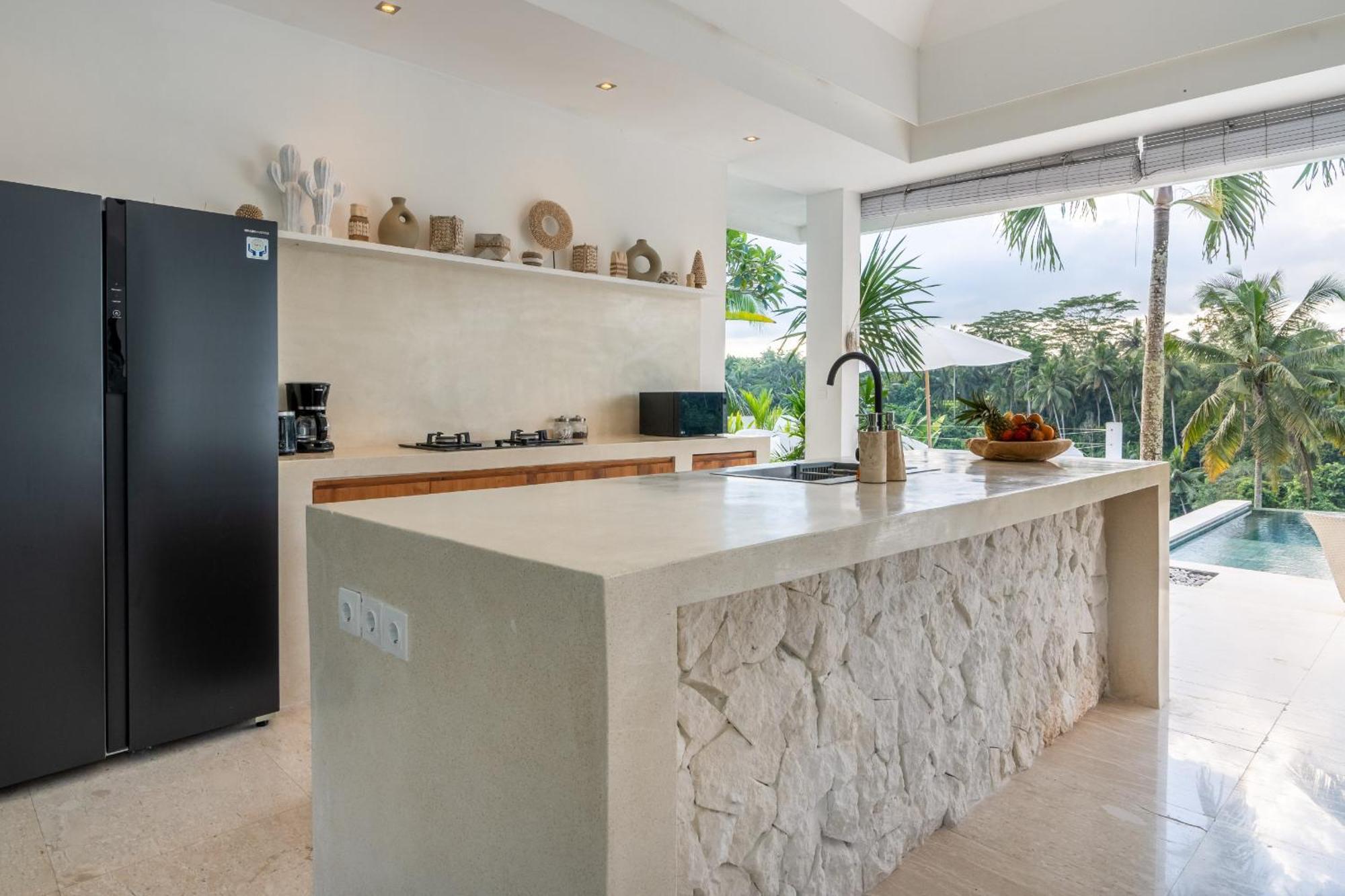 New! Amazing Jungle View 4 Br W Staff Villa Ubud