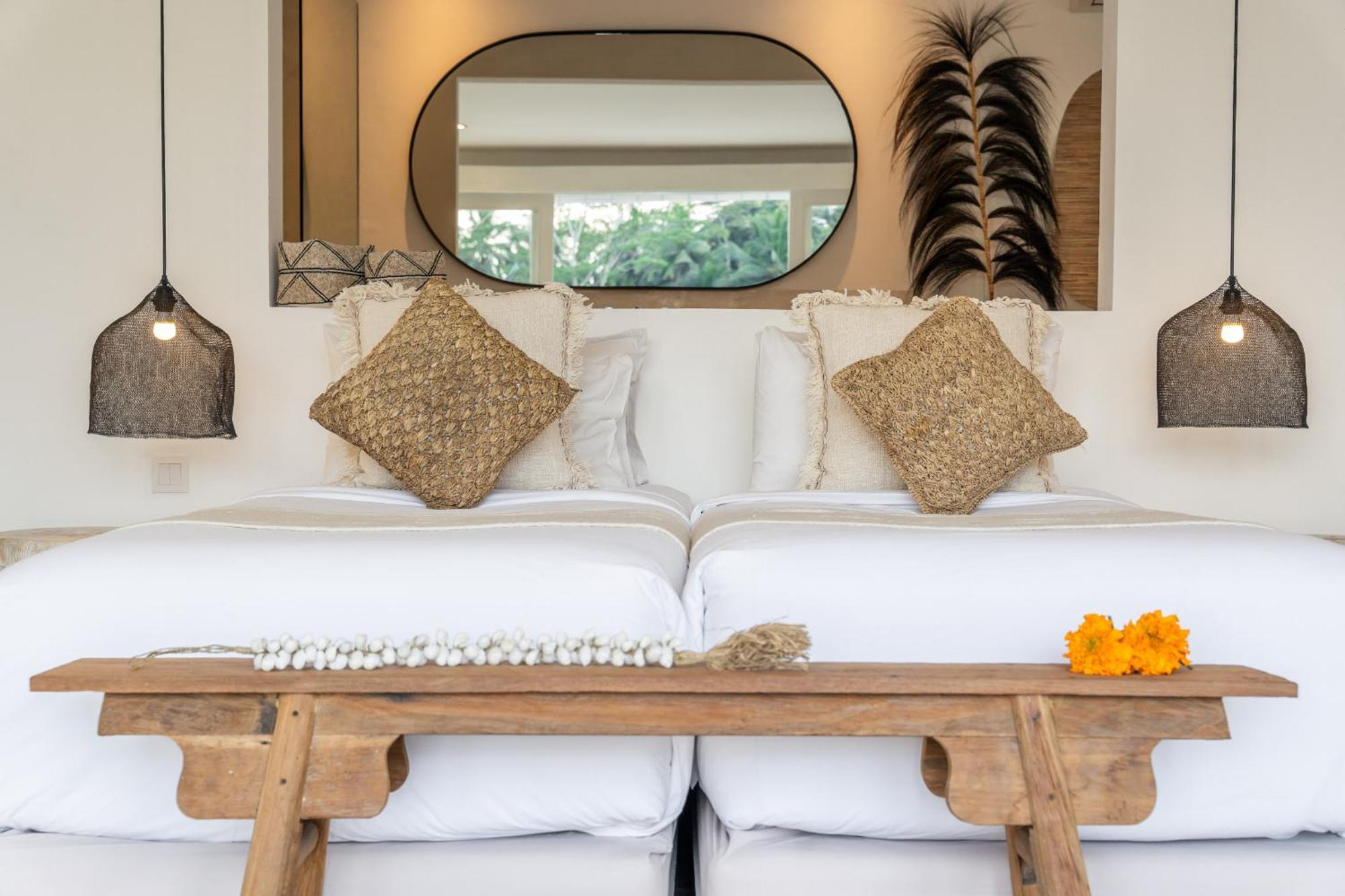 New! Amazing Jungle View 4 Br W Staff Villa
