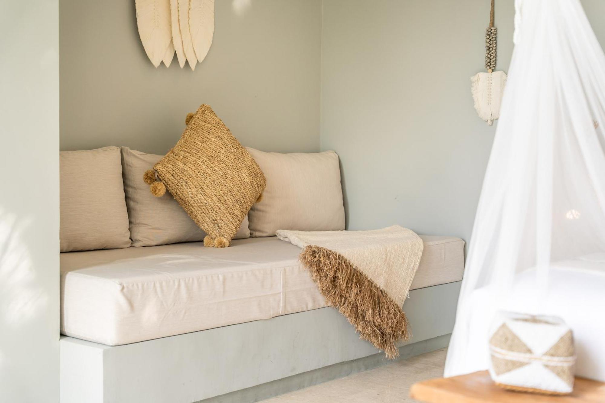 Savana Villa *