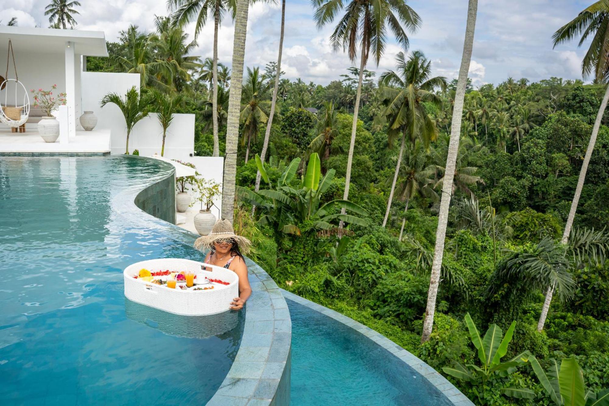 Vila Serenity, *
