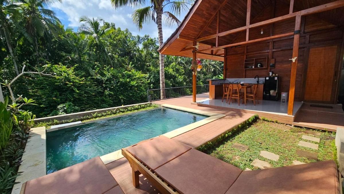 Utu 2, - Bali * Ubud (Bali)