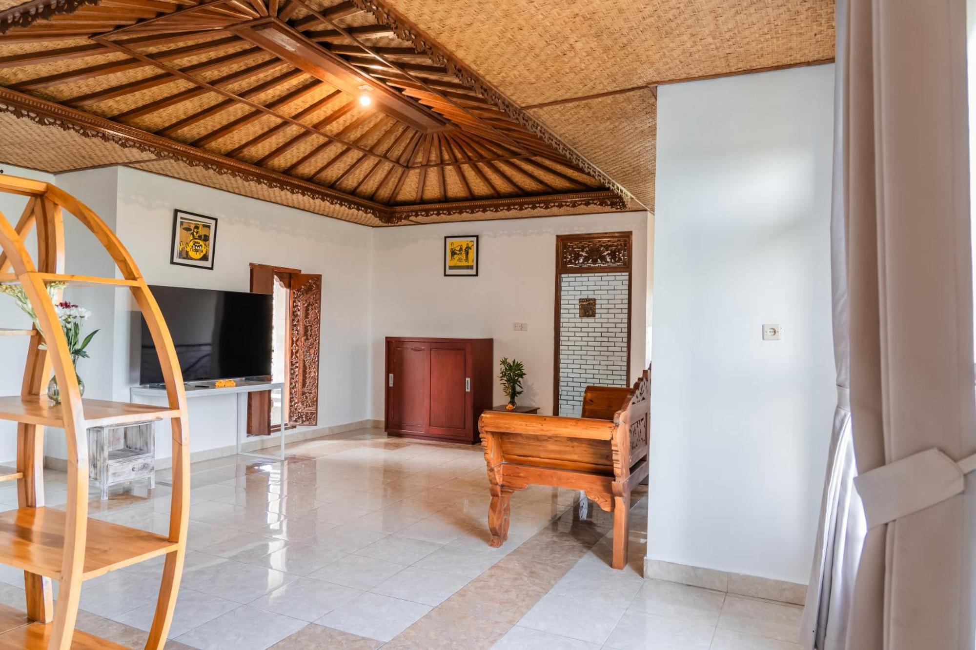 Ari I 4 Bedrooms Villa *