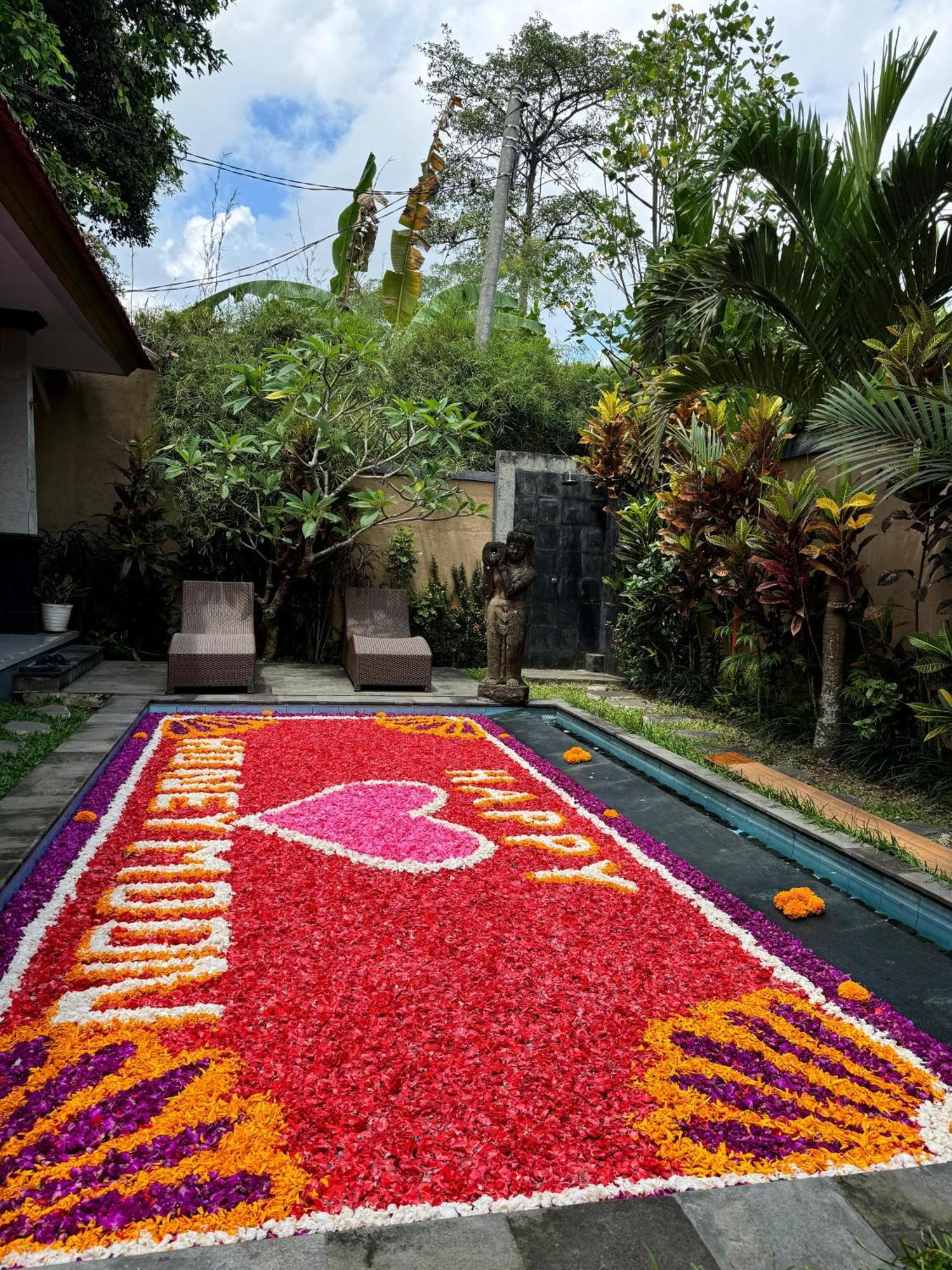 Suarga Private Pool Villa *