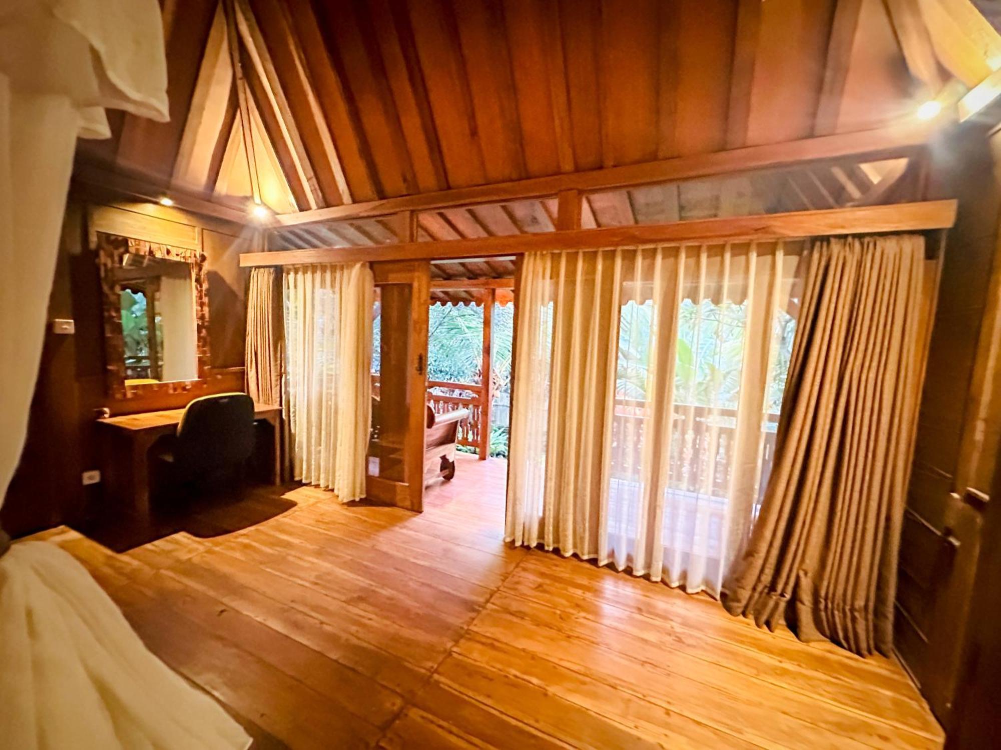 Nawasena * Ubud (Bali)
