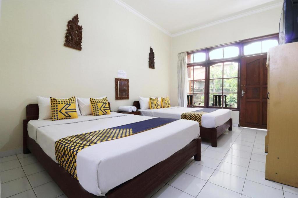 Spot On 2426 Aget Jaya Ii Hotel