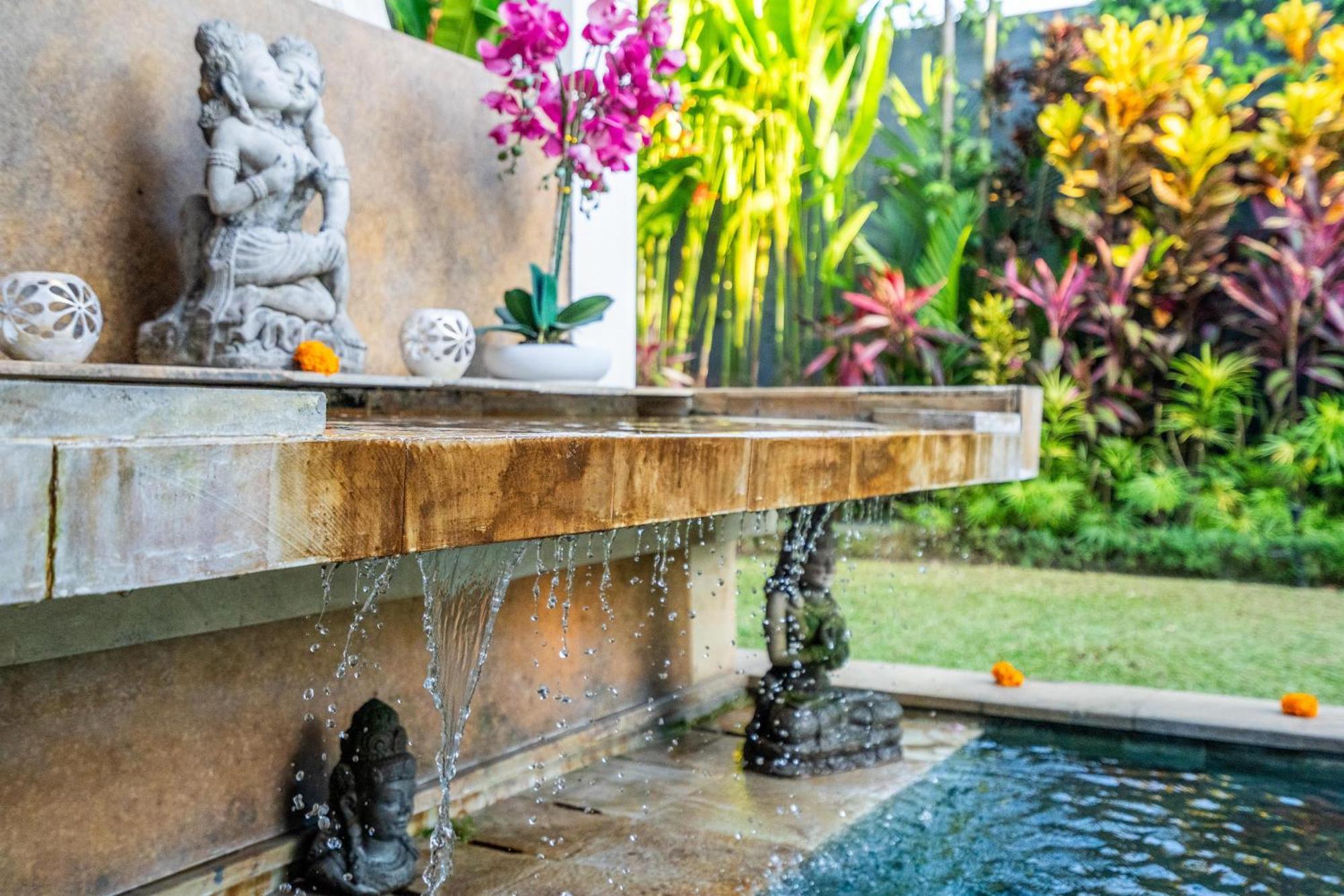 Romantica Villa *