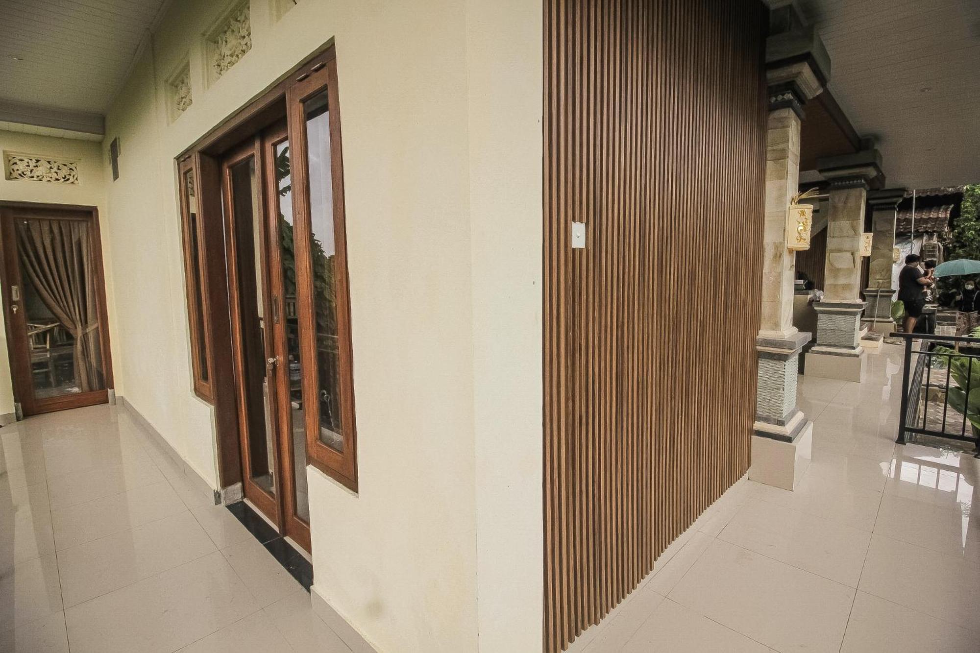 Backyard Rumah tetamu *