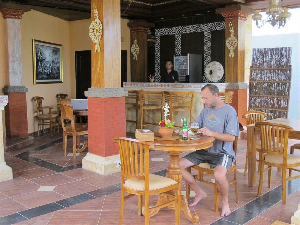 Bisma Sari Hotel 3*