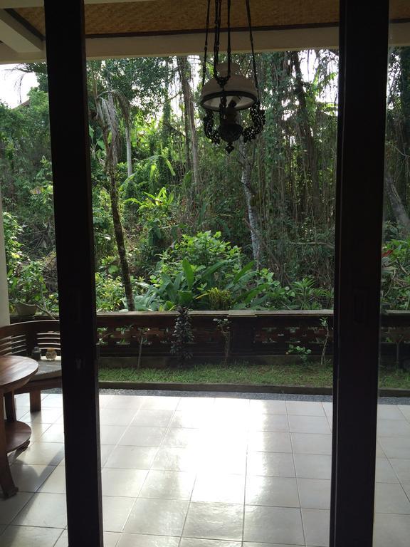 Raka Rai Guest house