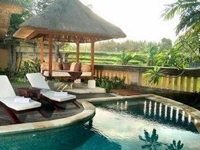 The Village & Resor 5*