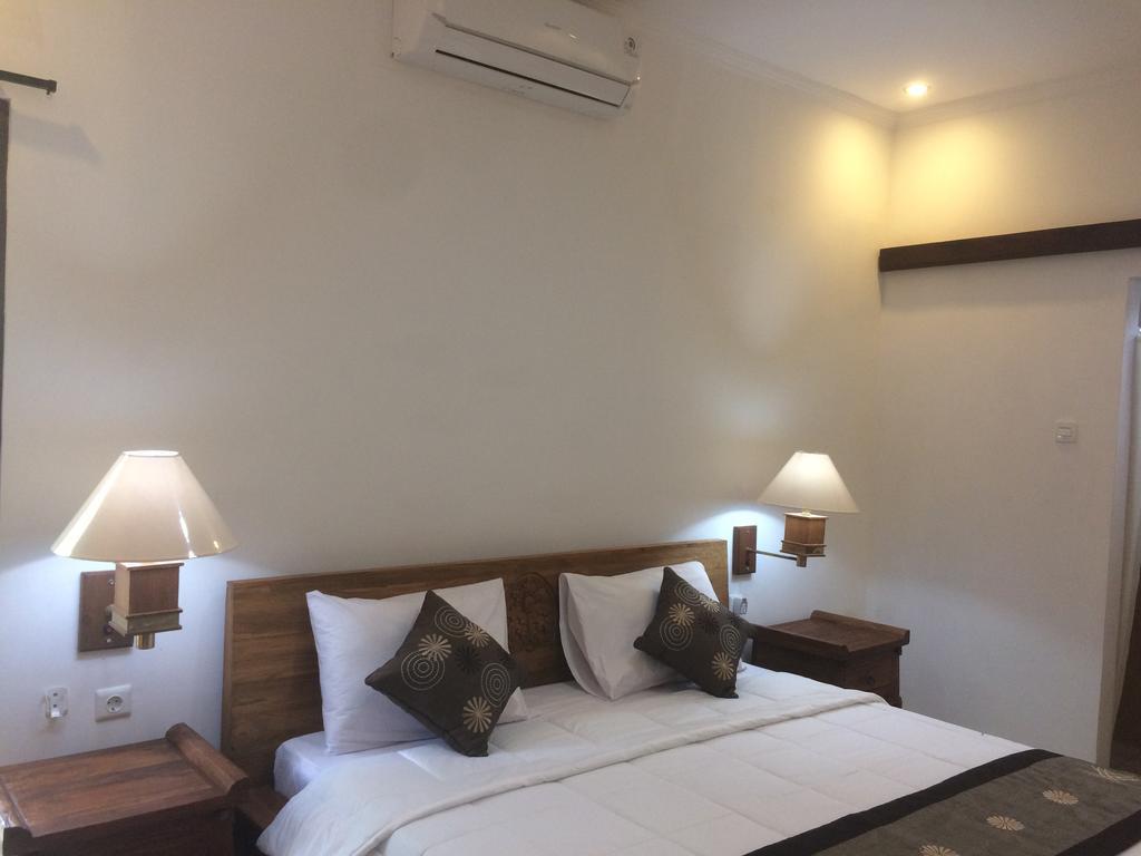 Ubud Rooms B&B Bed & Breakfast