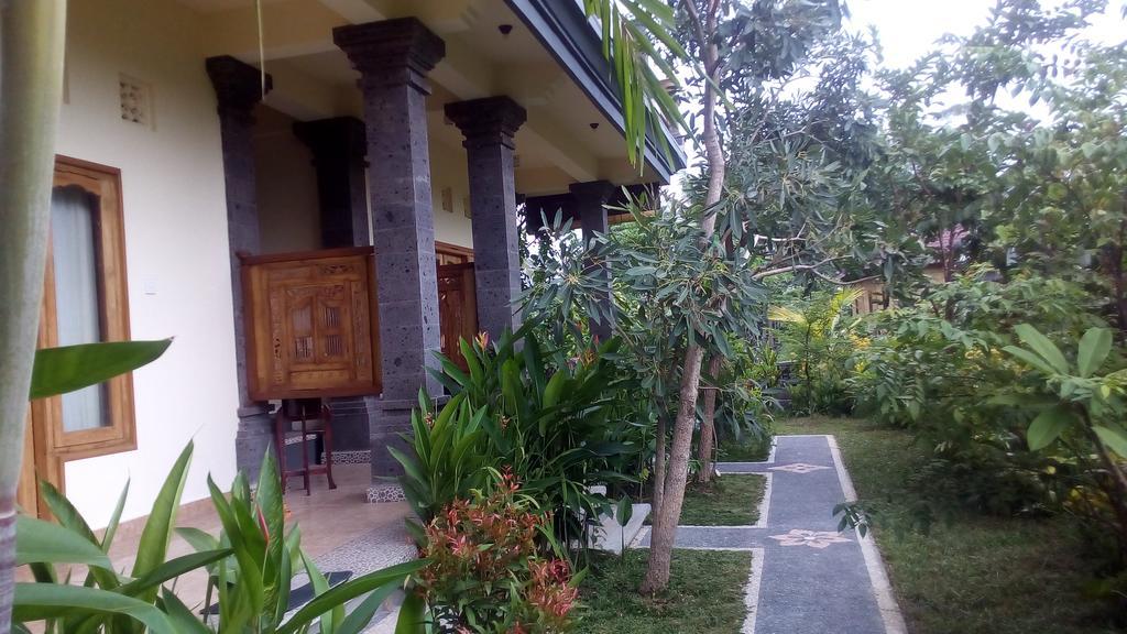 Guest house Restu House 2*